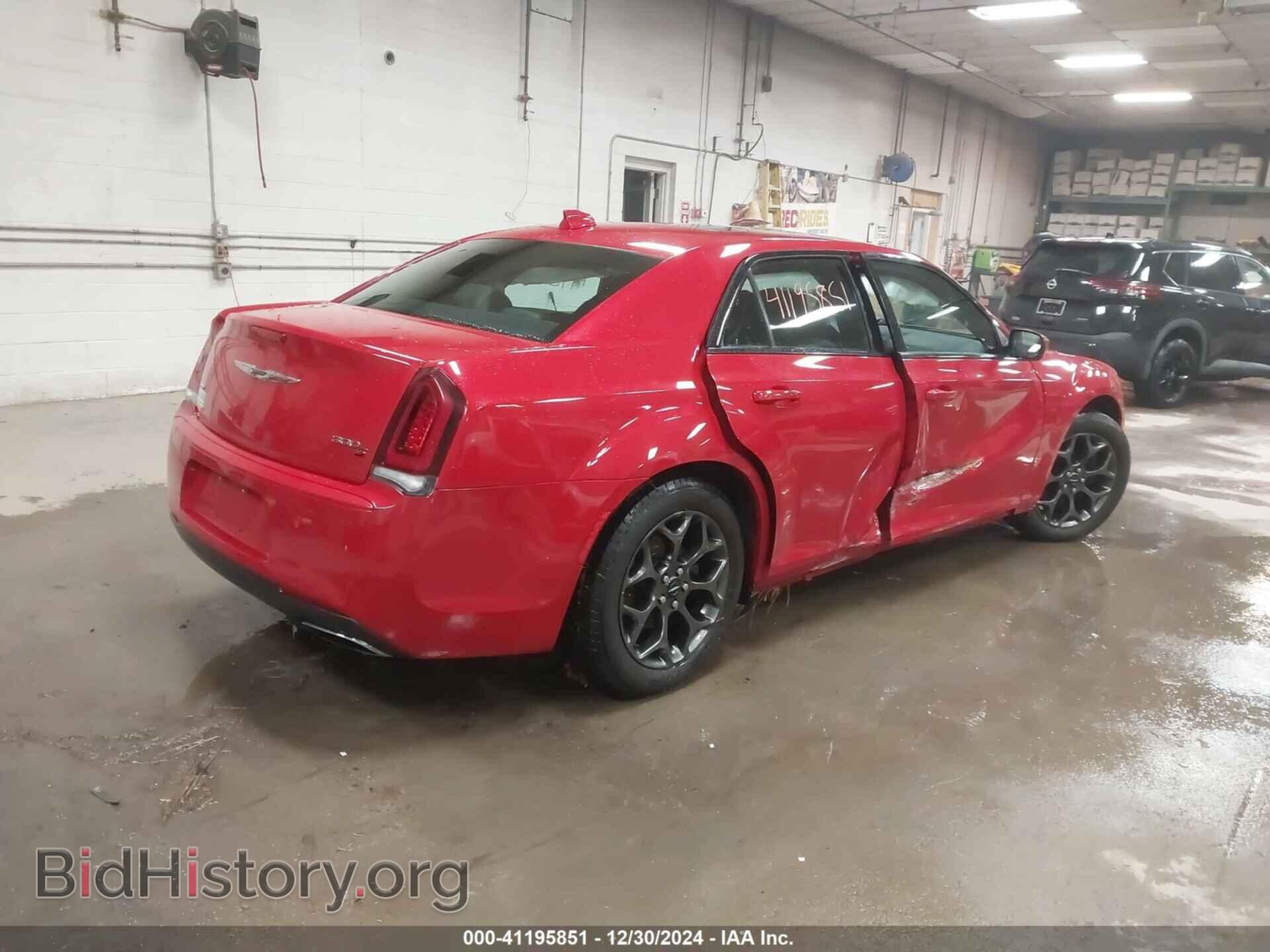 2016 CHRYSLER 300 - VIN: 2C3CCAGG7GH157256 - Photo 4