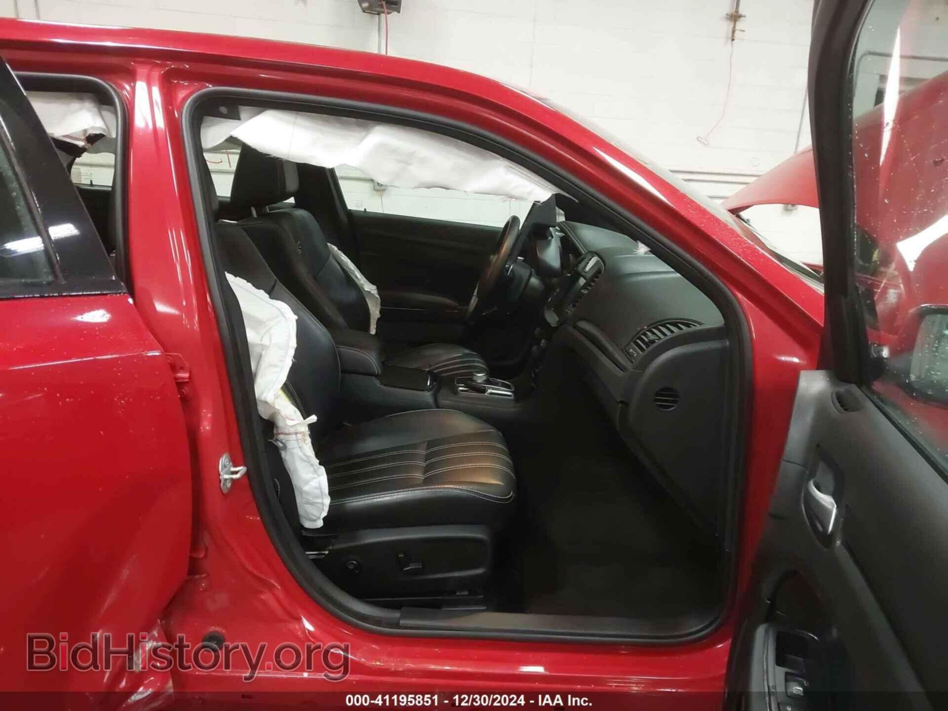 2016 CHRYSLER 300 - VIN: 2C3CCAGG7GH157256 - Photo 5