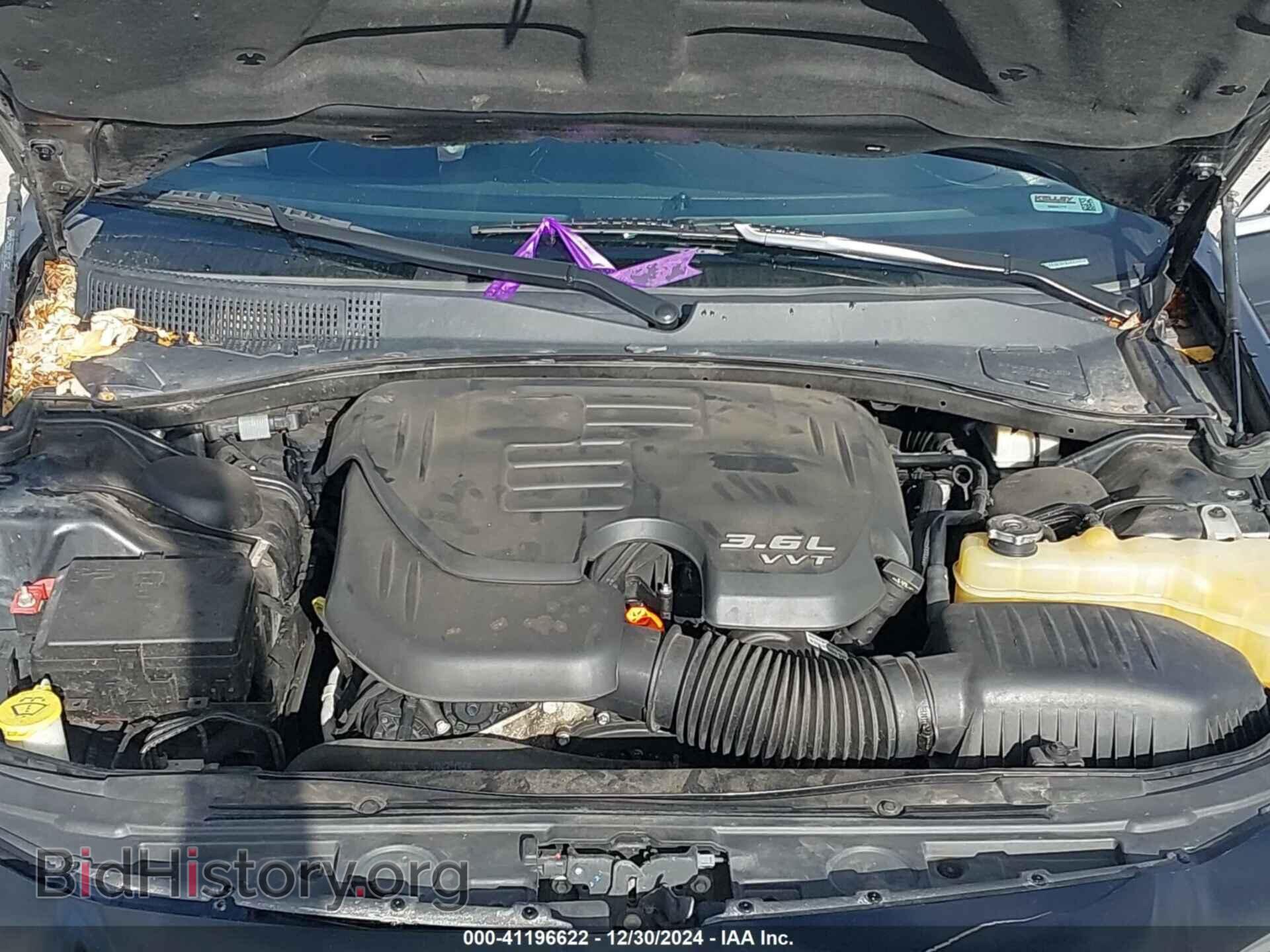 2016 CHRYSLER 300C - VIN: 2C3CCAKG2GH111504 - Фото 10