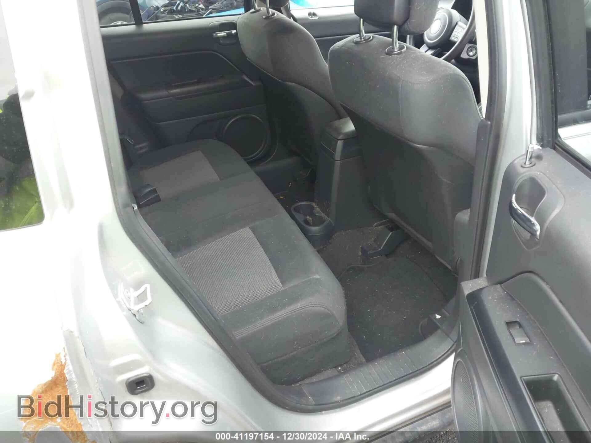 2012 JEEP COMPASS - VIN: 1C4NJDBB0CD651246 - Photo 8