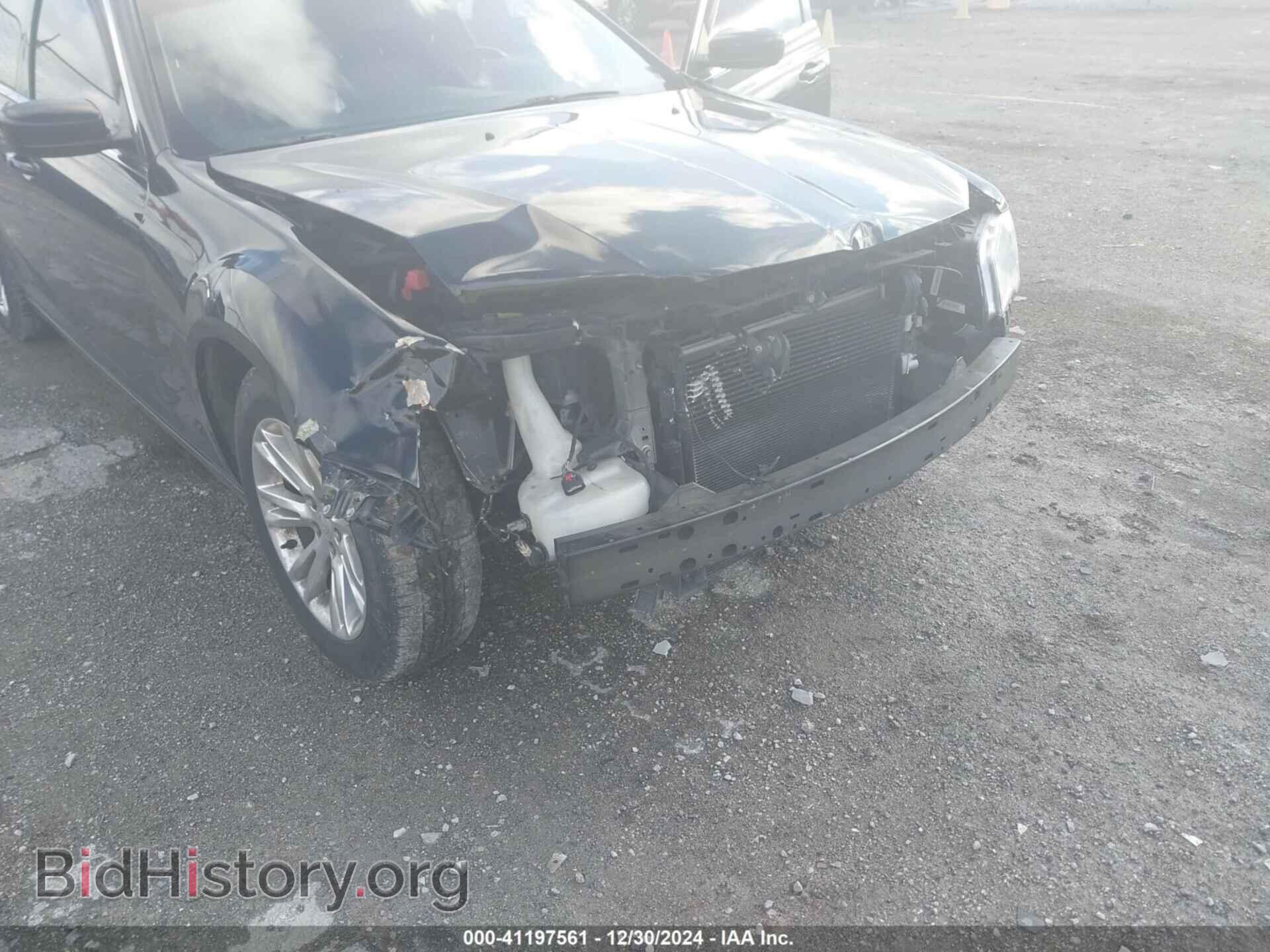 2017 CHRYSLER 300 - VIN: 2C3CCAAG7HH599738 - Фото 6