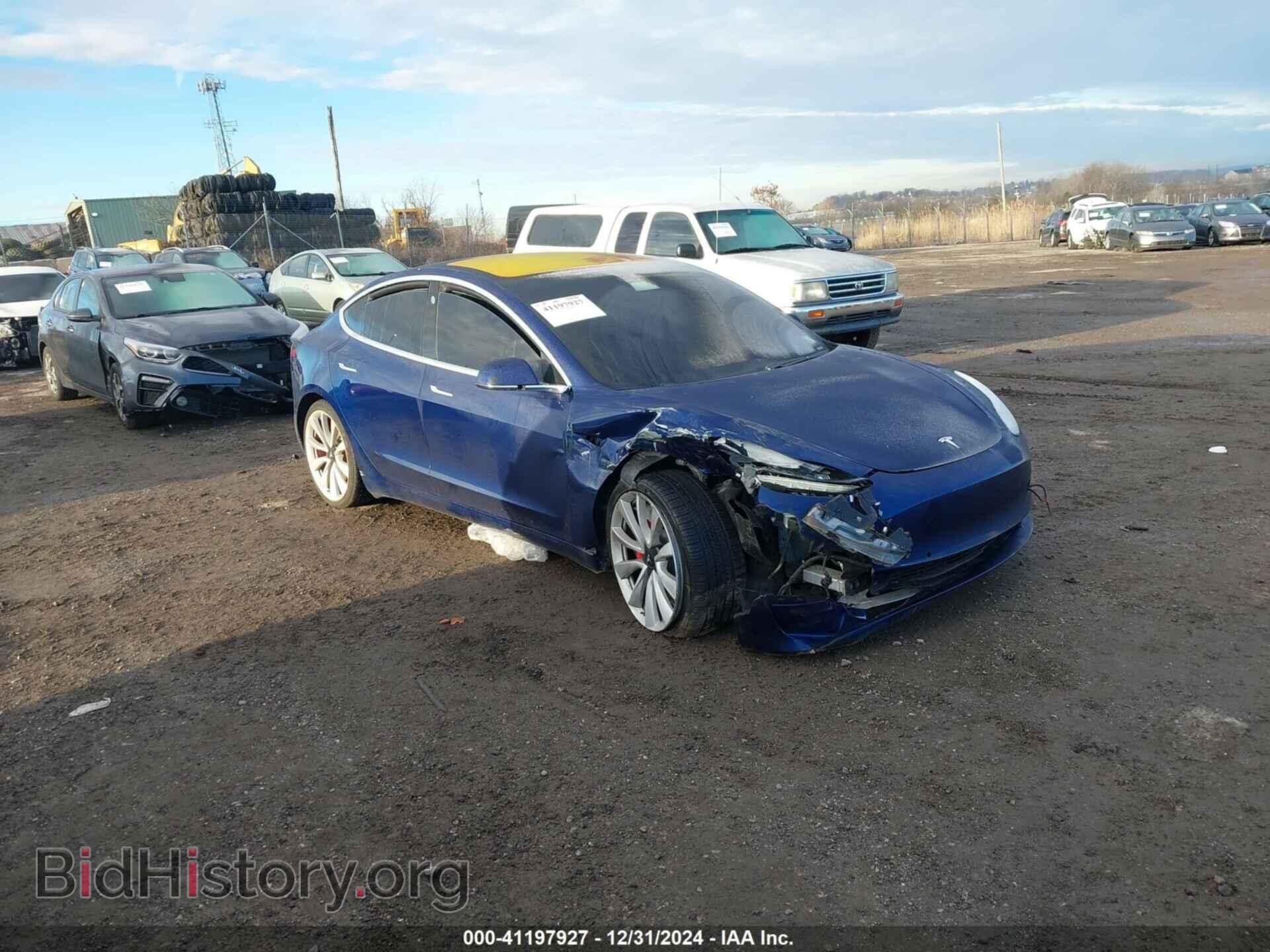 Фотография 5YJ3E1EBXJF084121 - TESLA MODEL 3 2018