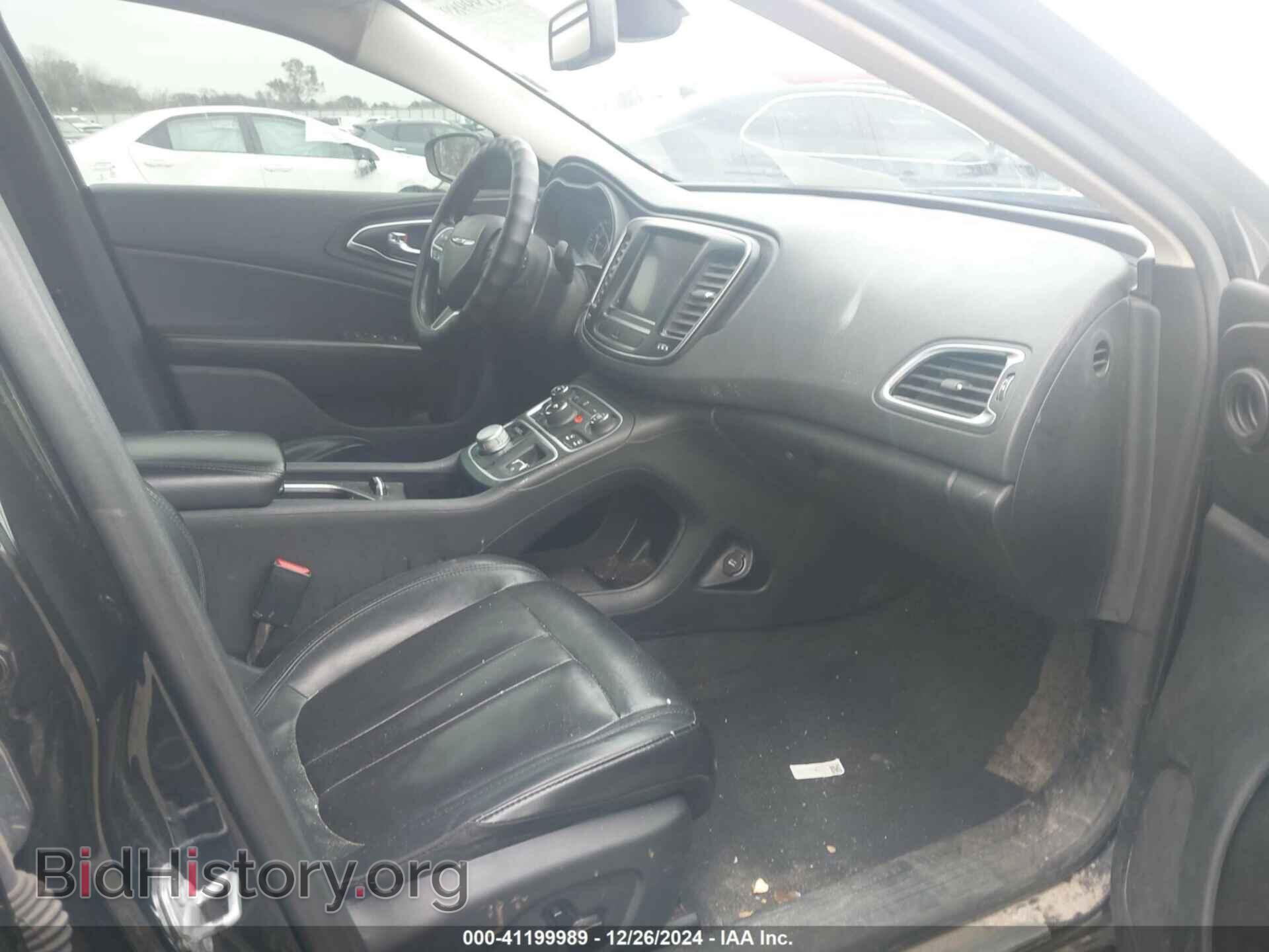 2016 CHRYSLER 200 - VIN: 1C3CCCAB1GN189572 - Фото 5