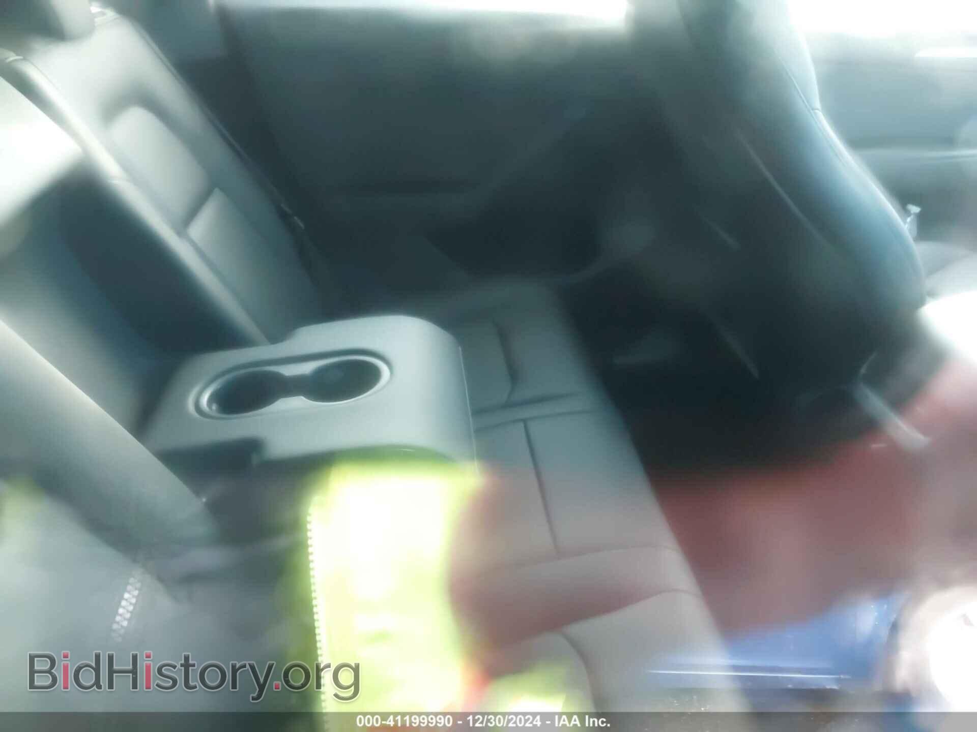 2024 TESLA MODEL Y - VIN: 7SAYGDED9RF055789 - Фото 8