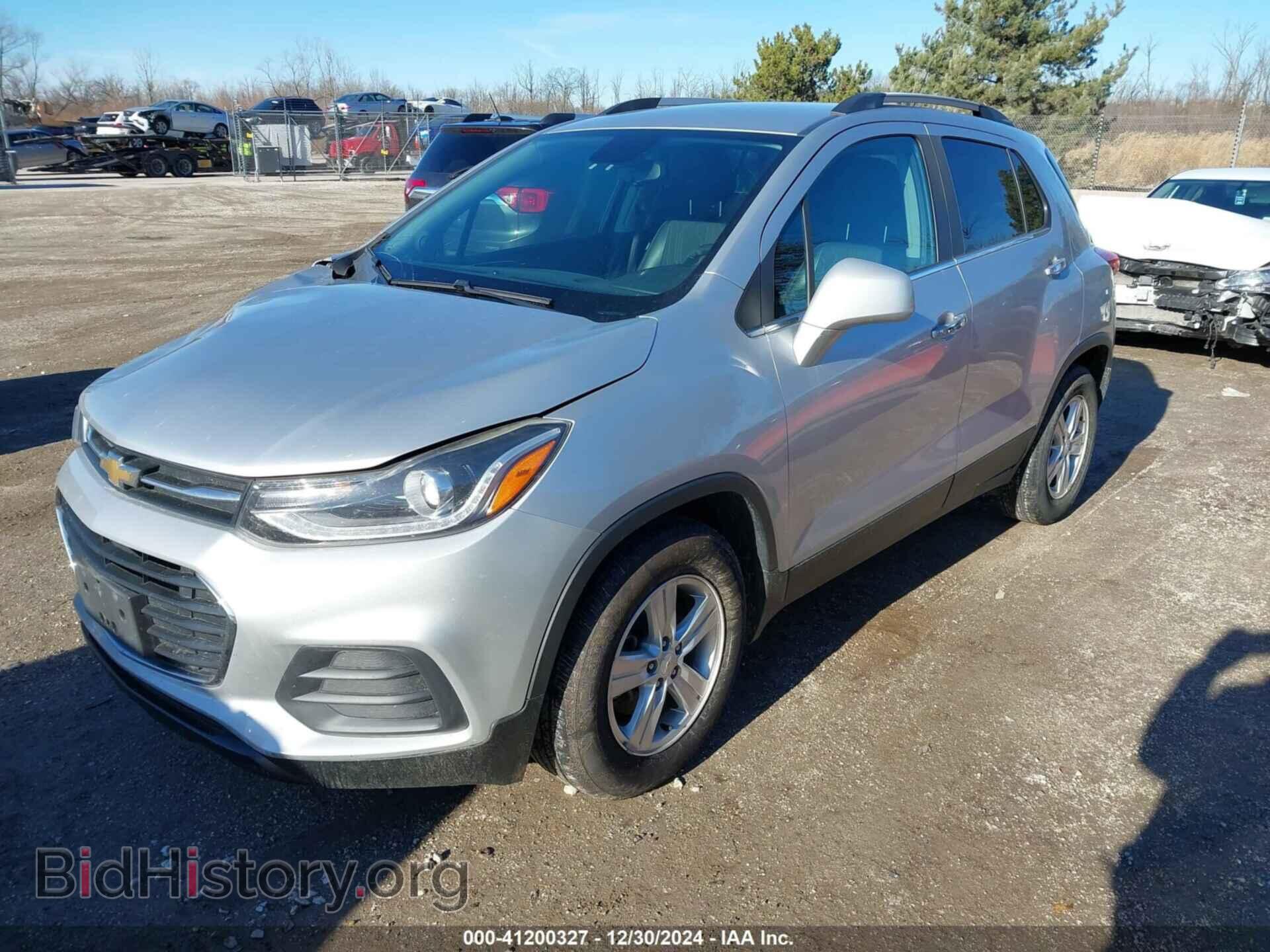 2018 CHEVROLET TRAX - VIN: KL7CJLSB2JB716590 - Фото 2