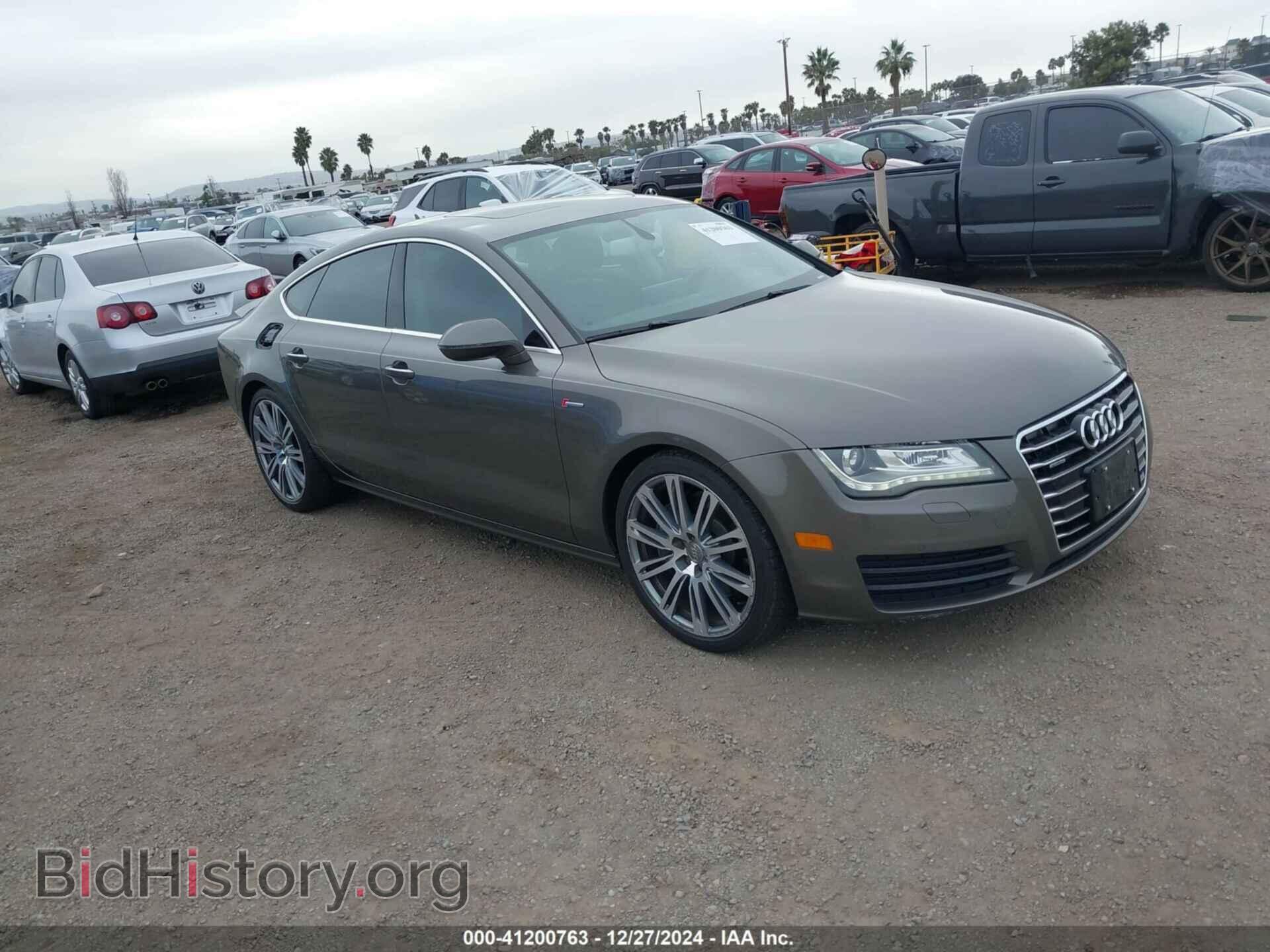 Фотография WAUYGAFC0DN084476 - AUDI A7 2013