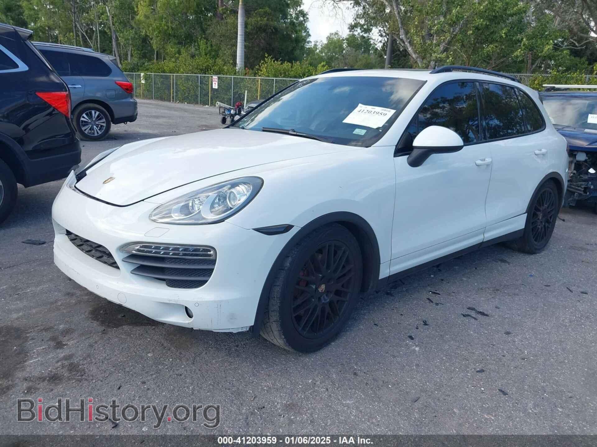 2012 PORSCHE CAYENNE - VIN: WP1AB2A29CLA46695 - Фото 2