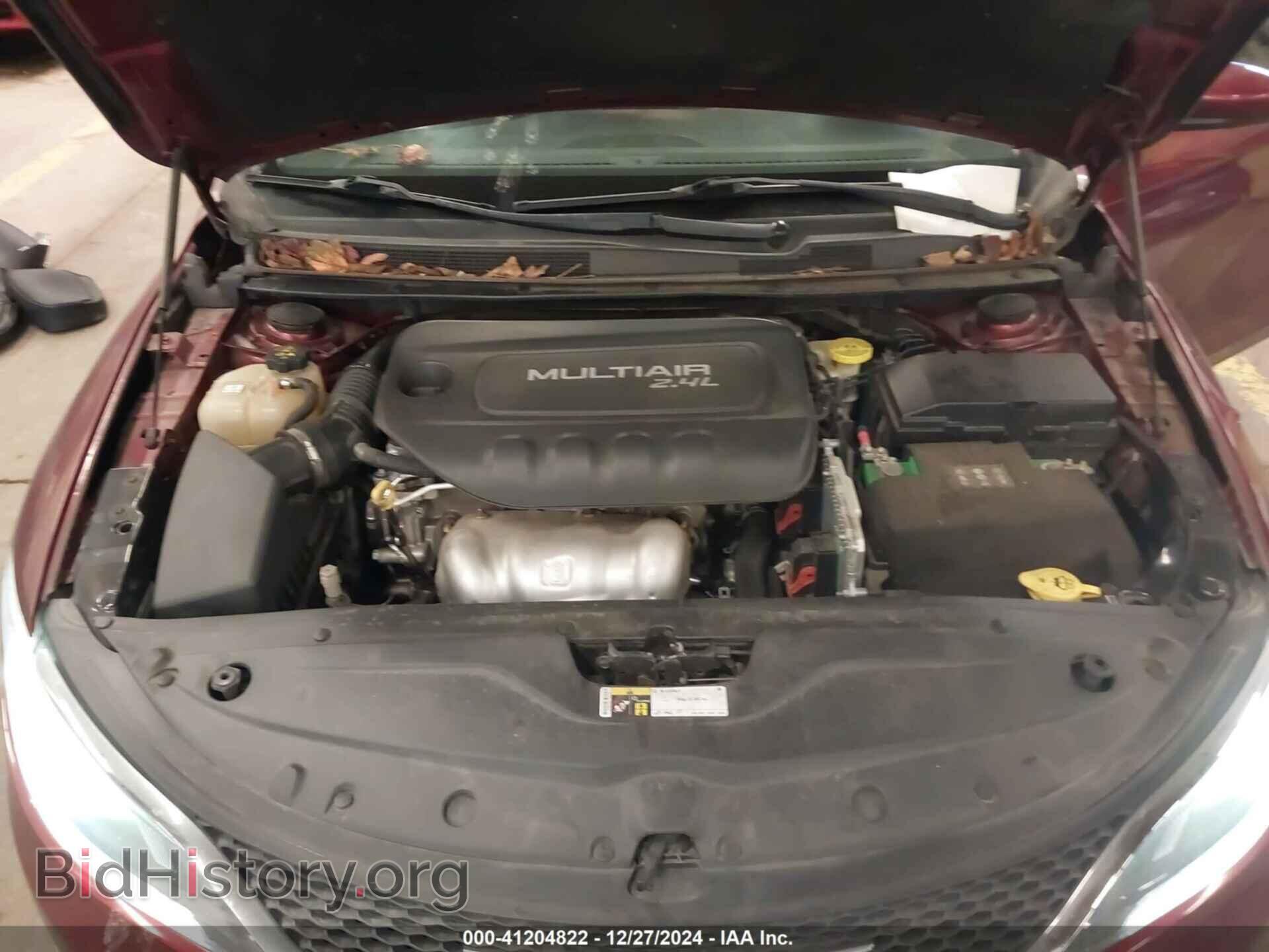 2015 CHRYSLER 200 - VIN: 1C3CCCAB8FN669428 - Фото 10