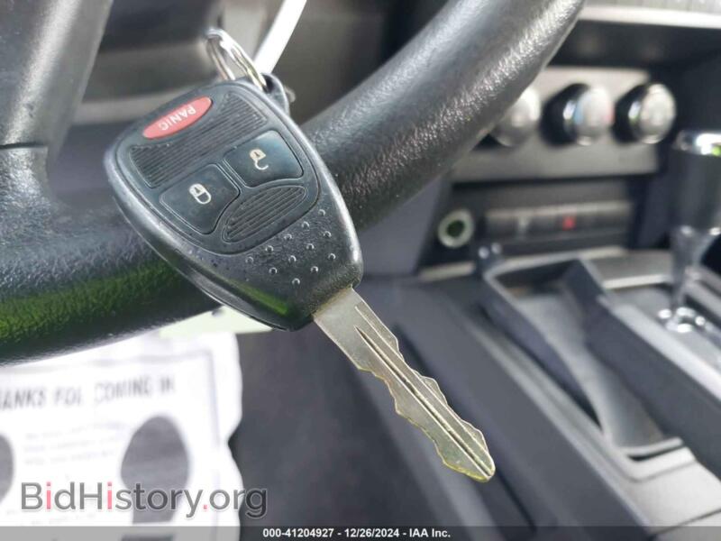 2011 Dodge NITRO (VIN 1D4PT4GX9BW528803) — photo 11 of 18