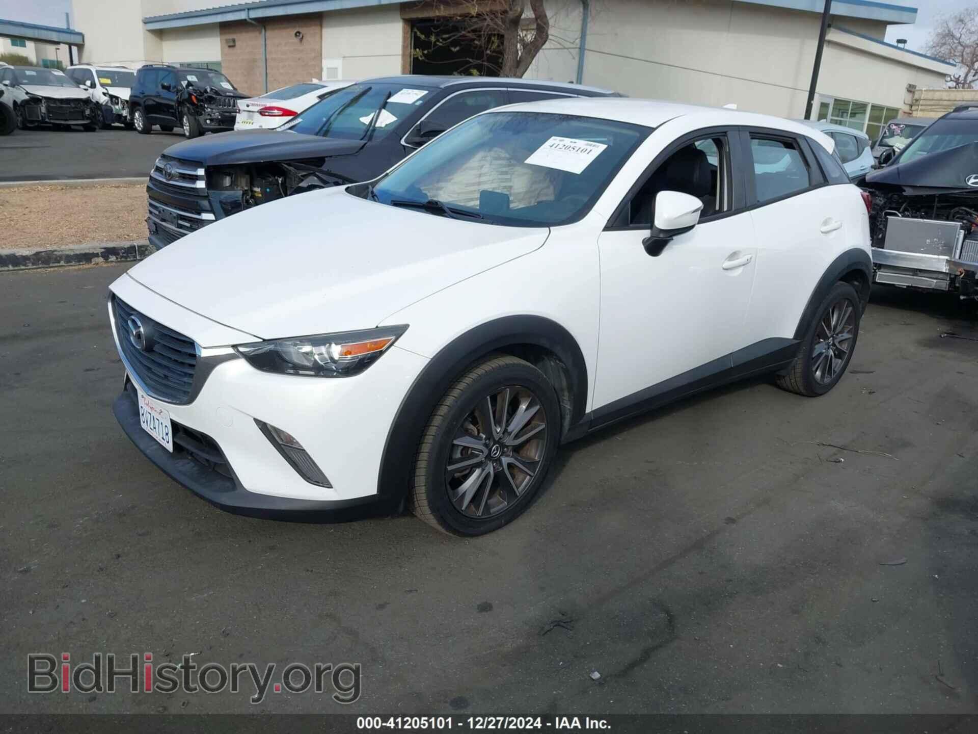 2017 MAZDA CX-3 - VIN: JM1DKFC75H0144601 - Фото 2