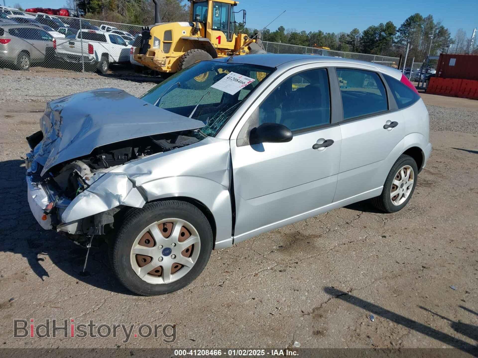 2005 FORD FOCUS - VIN: 3FAFP37N45R128912 - Фото 2