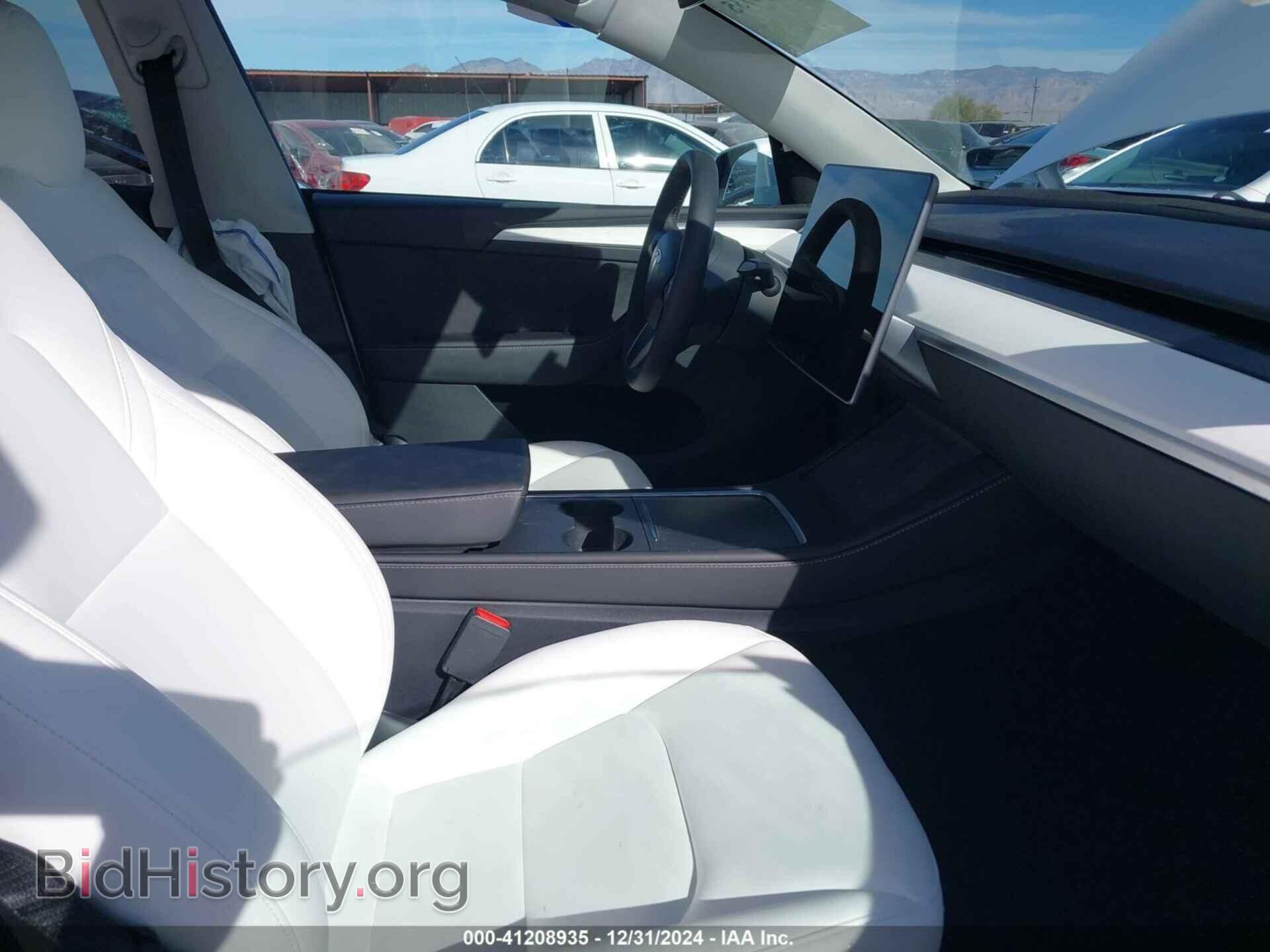 2024 TESLA MODEL Y - VIN: 7SAYGDEE1RF150937 - Фото 5