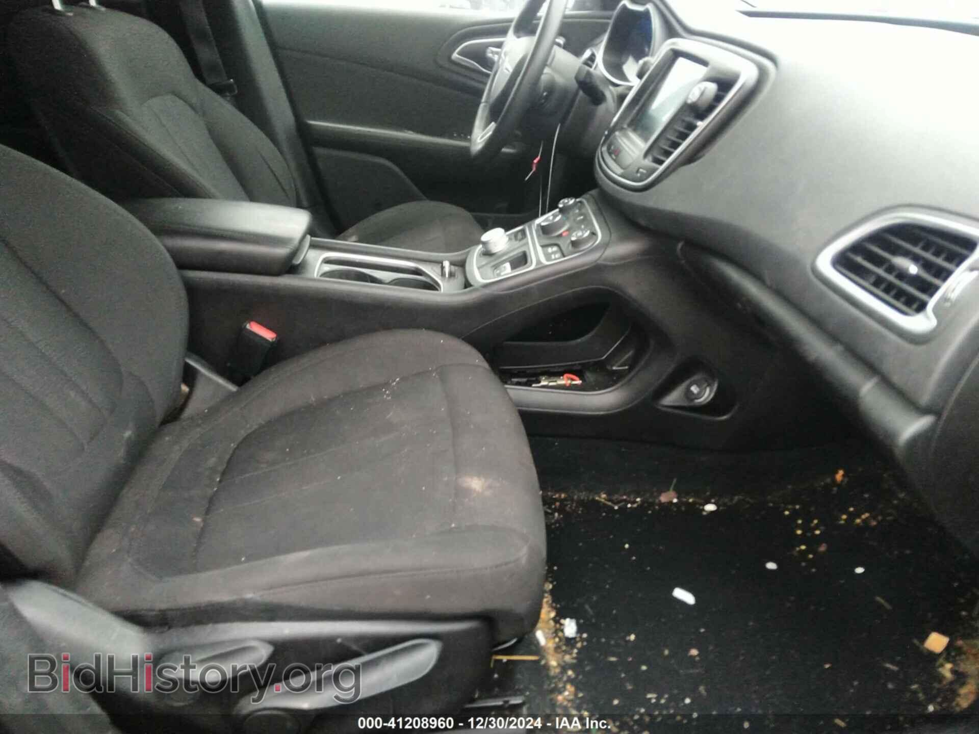 2015 CHRYSLER 200 - VIN: 1C3CCCAB0FN738371 - Фото 5