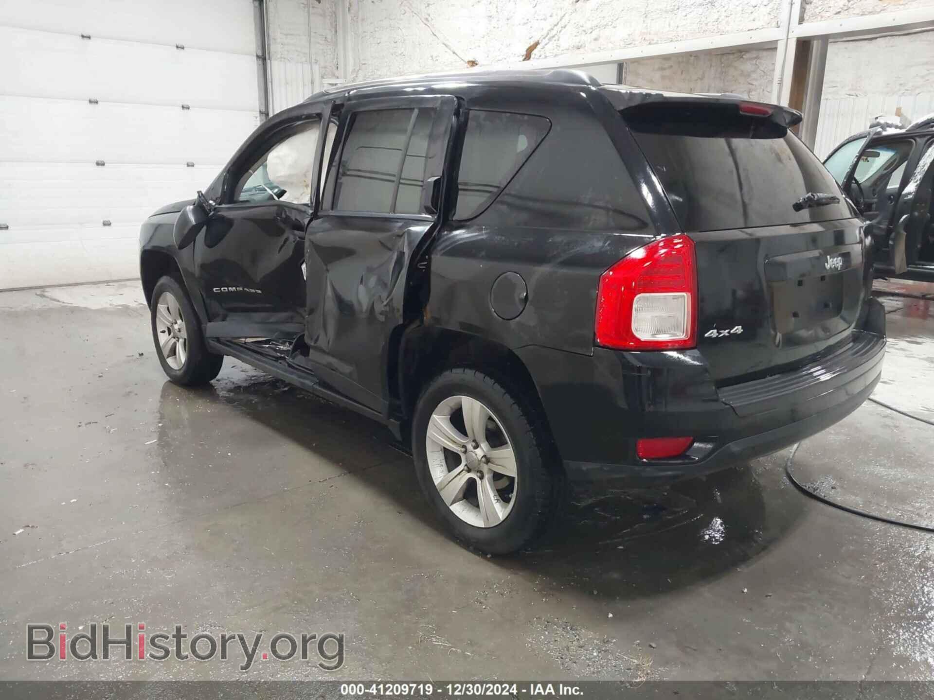 2012 JEEP COMPASS - VIN: 1C4NJDBB7CD676869 - Фото 3