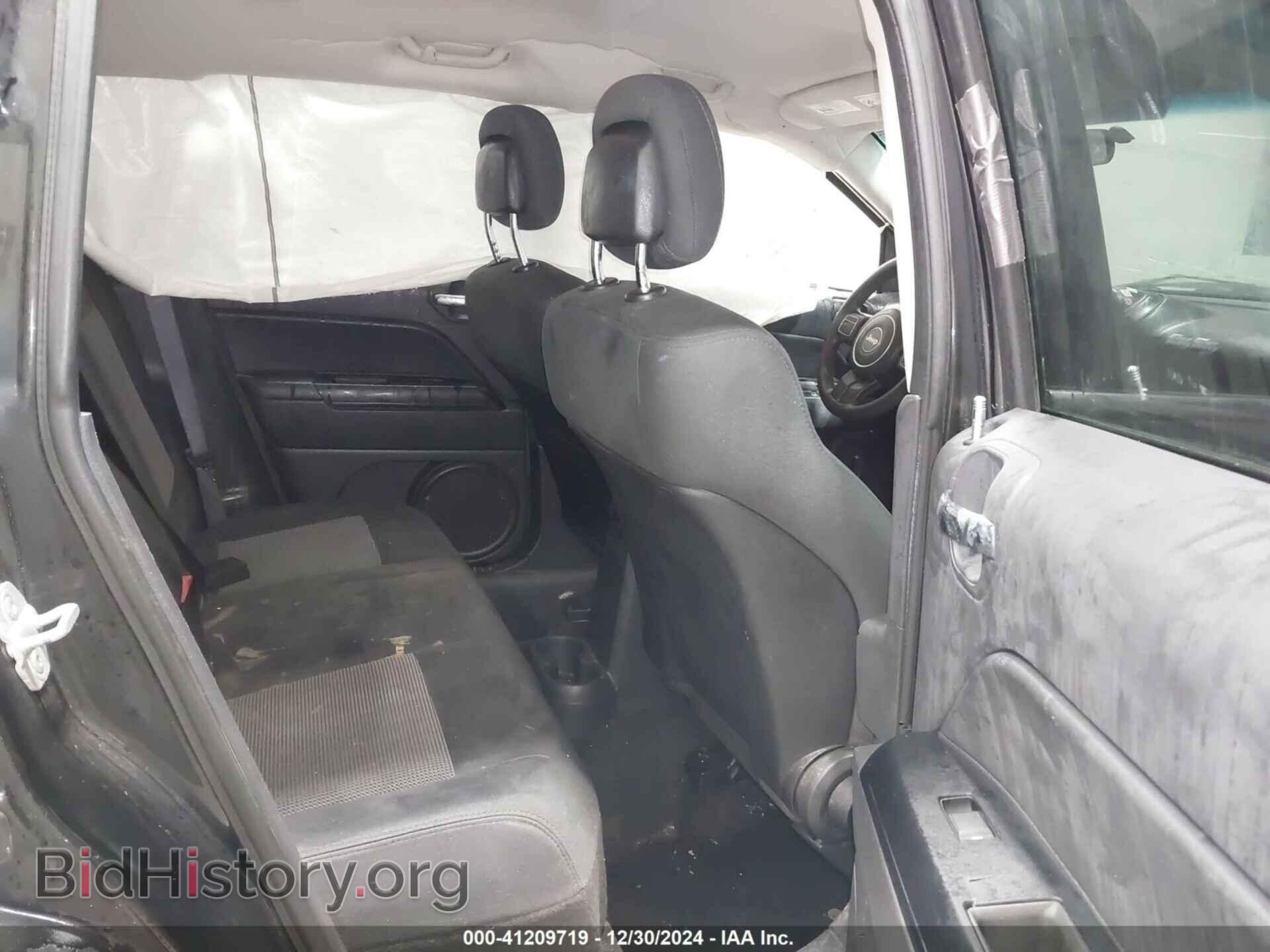 2012 JEEP COMPASS - VIN: 1C4NJDBB7CD676869 - Фото 8