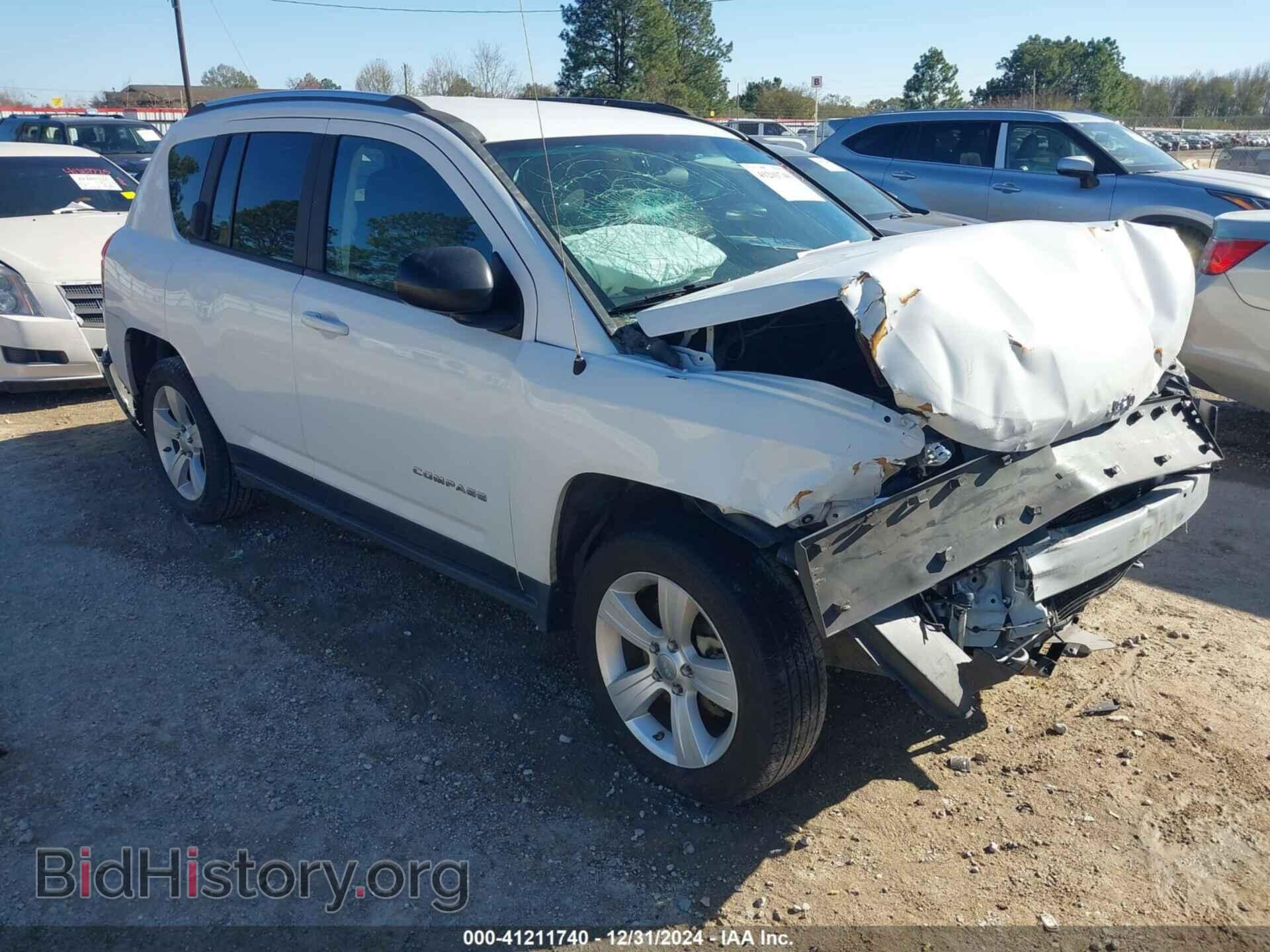 Photo 1C4NJCBAXCD553813 - JEEP COMPASS 2012