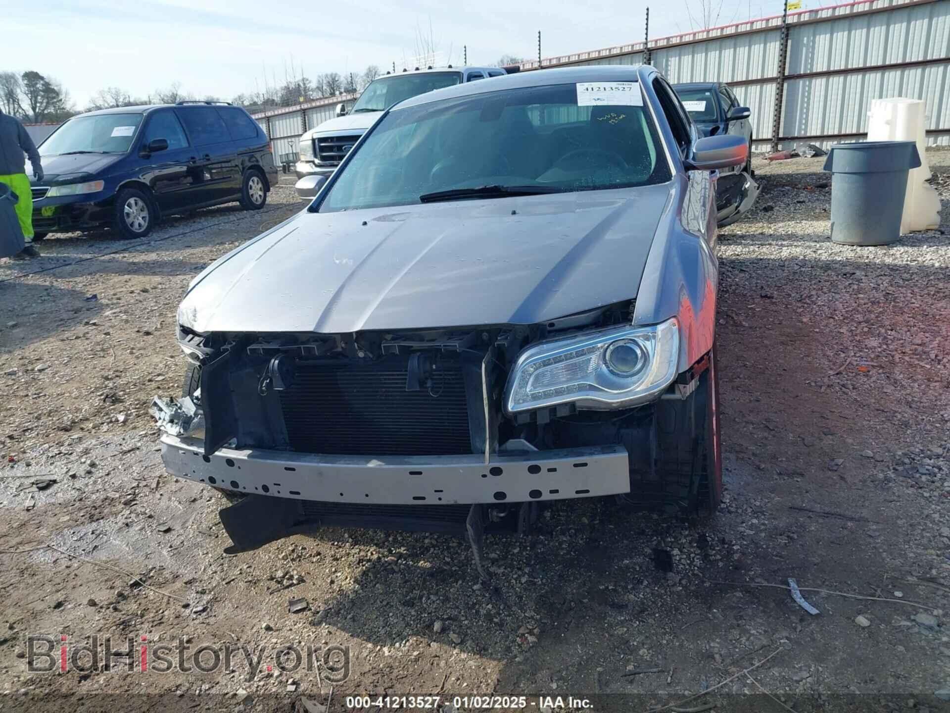2018 CHRYSLER 300 - VIN: 2C3CCAAG9JH117437 - Фото 13