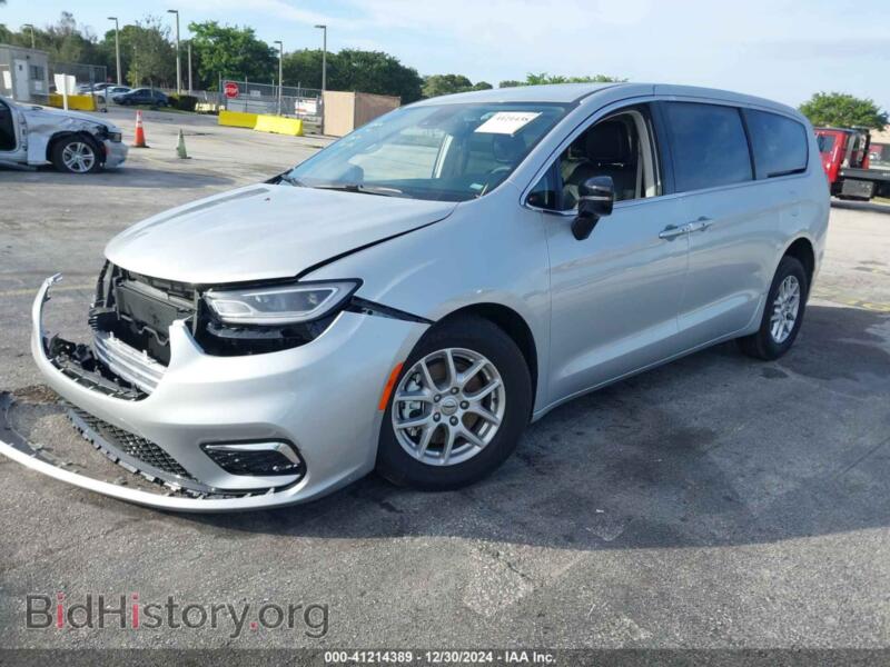 2024 Chrysler PACIFICA (VIN 2C4RC1BG1RR162415) — photo 2 of 16