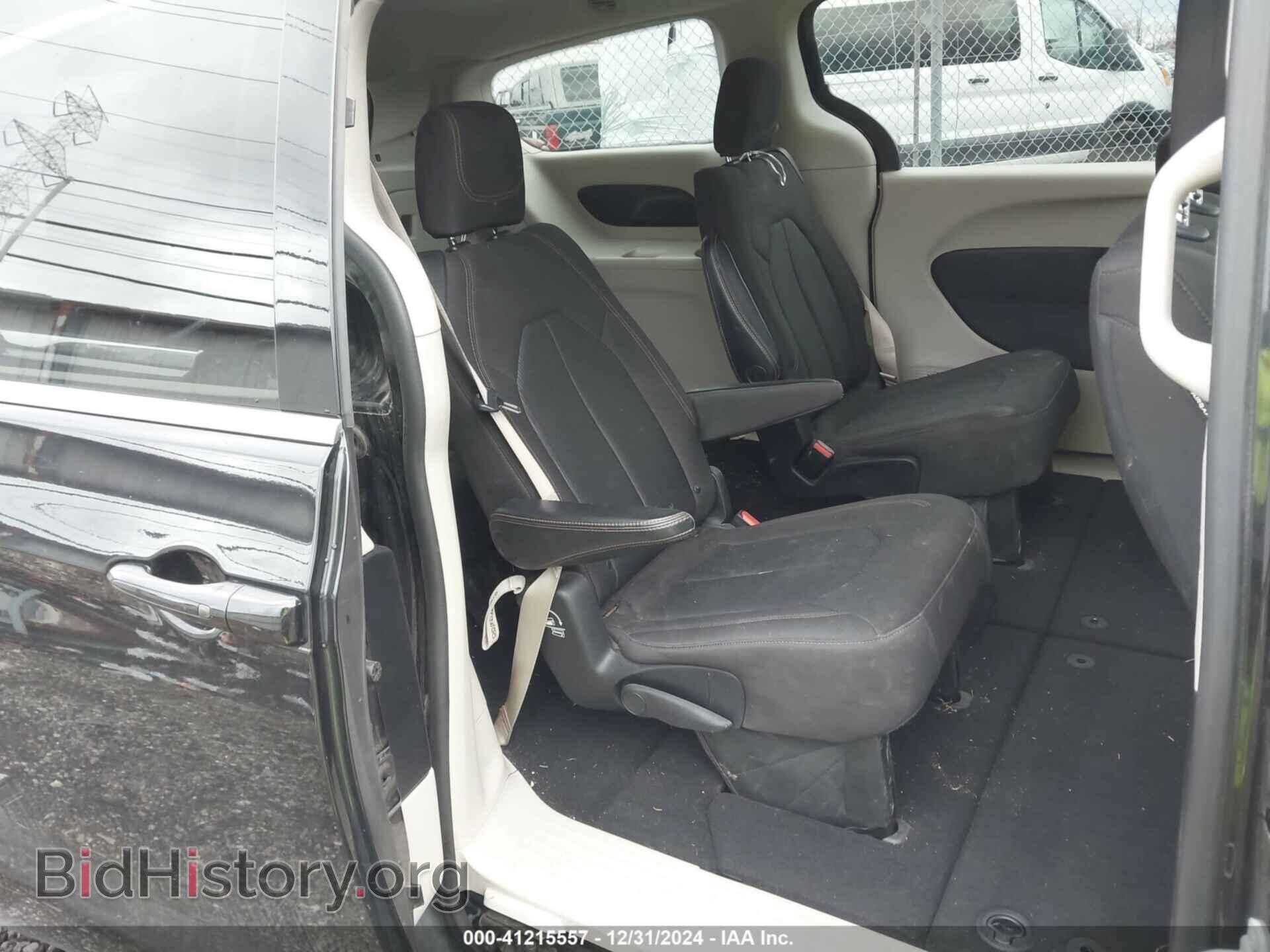 2017 CHRYSLER PACIFICA - VIN: 2C4RC1DG2HR642829 - Фото 8