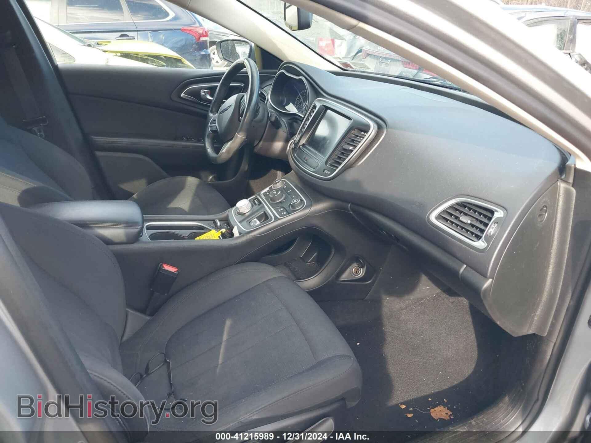 2016 CHRYSLER 200 - VIN: 1C3CCCAB8GN115274 - Фото 5