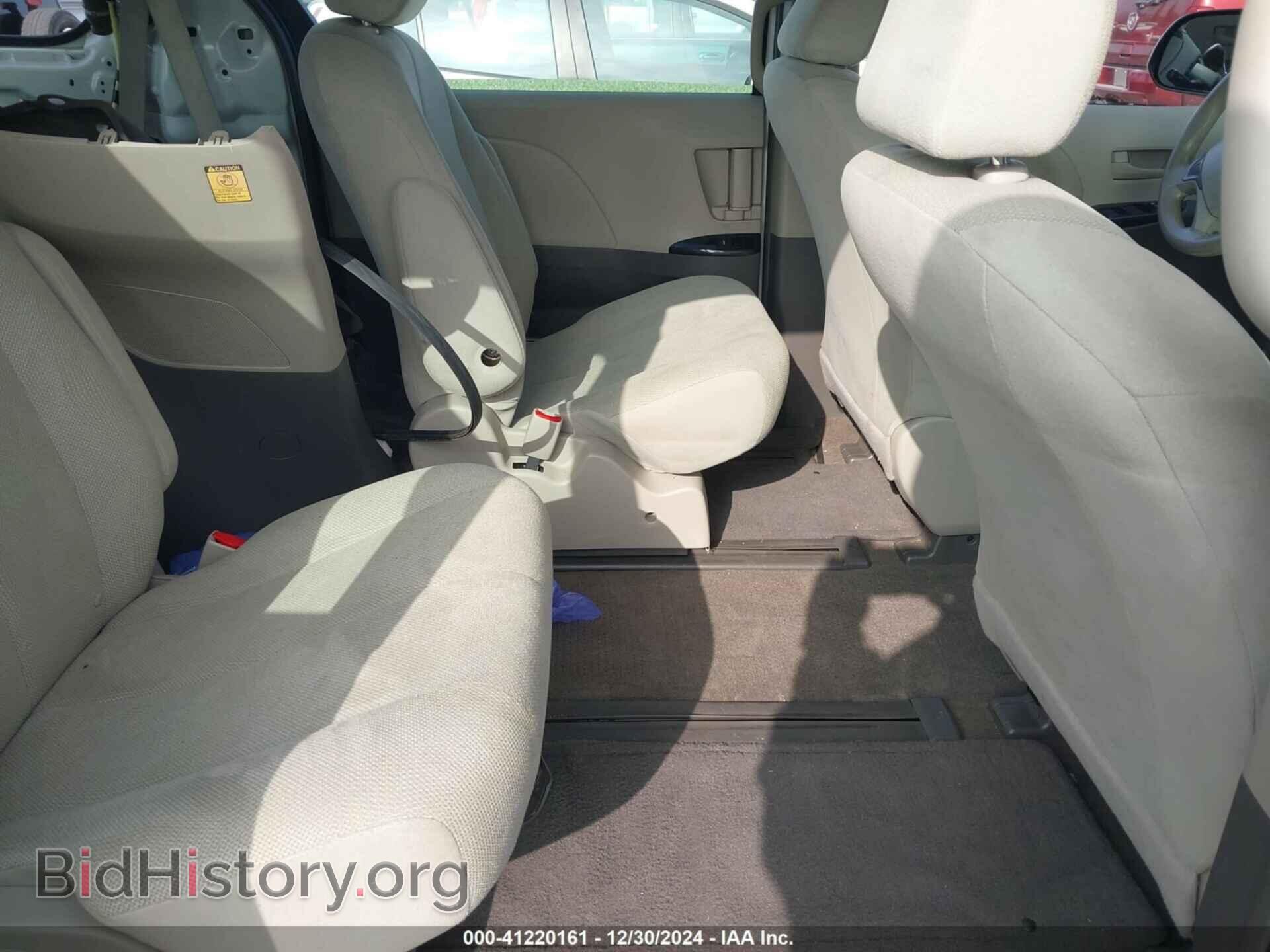 2012 TOYOTA SIENNA - VIN: 5TDKA3DC2CS015337 - Фото 8