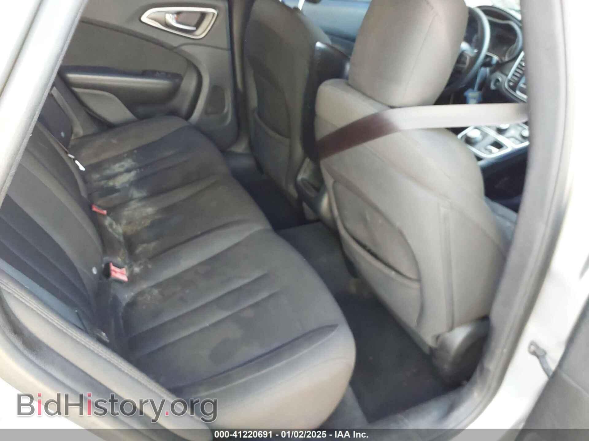 2016 CHRYSLER 200 - VIN: 1C3CCCAB9GN122055 - Фото 8