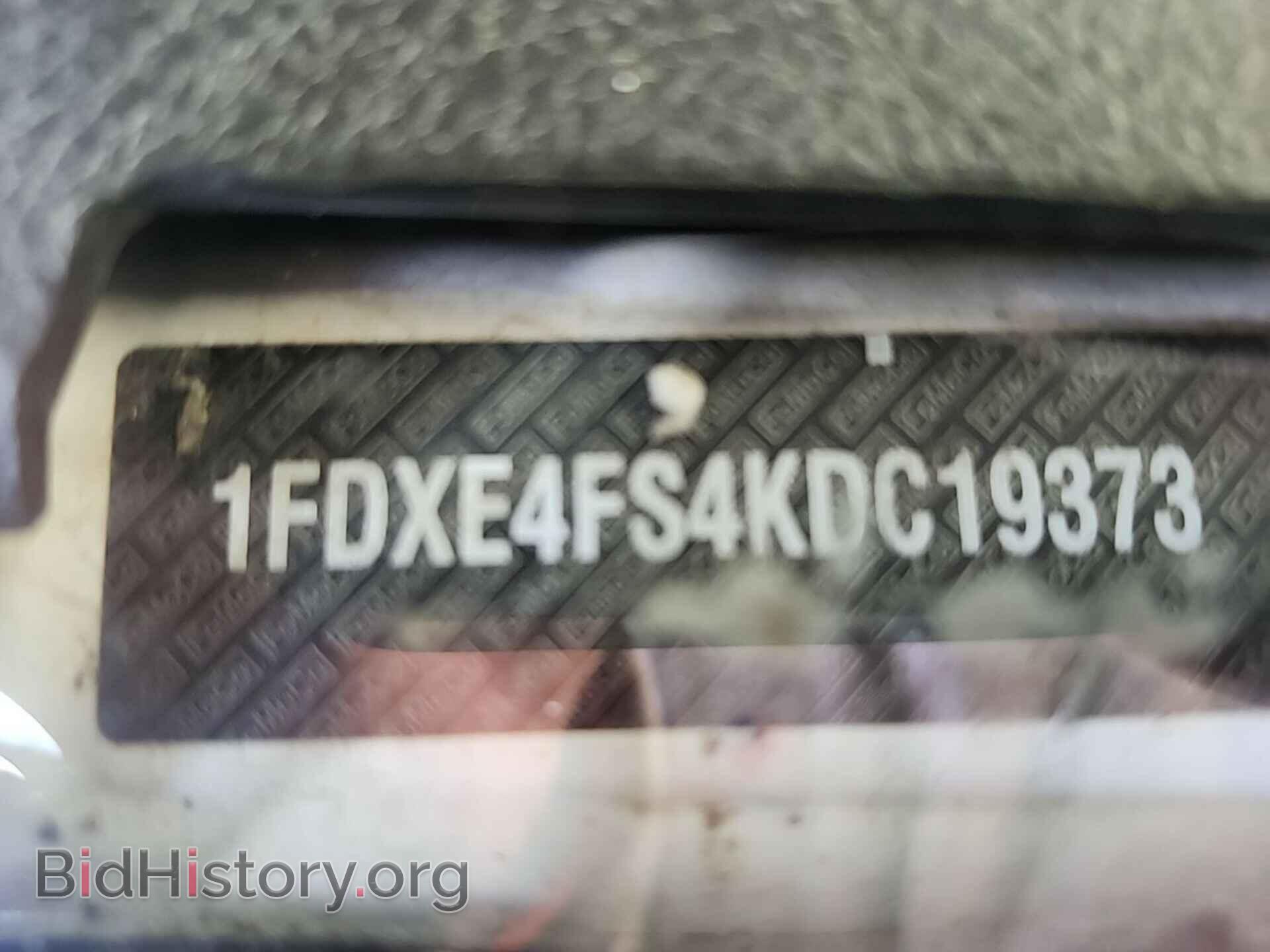 2019 FORD ECONOLINE - VIN: 1FDXE4FS4KDC19373 - Фото 3