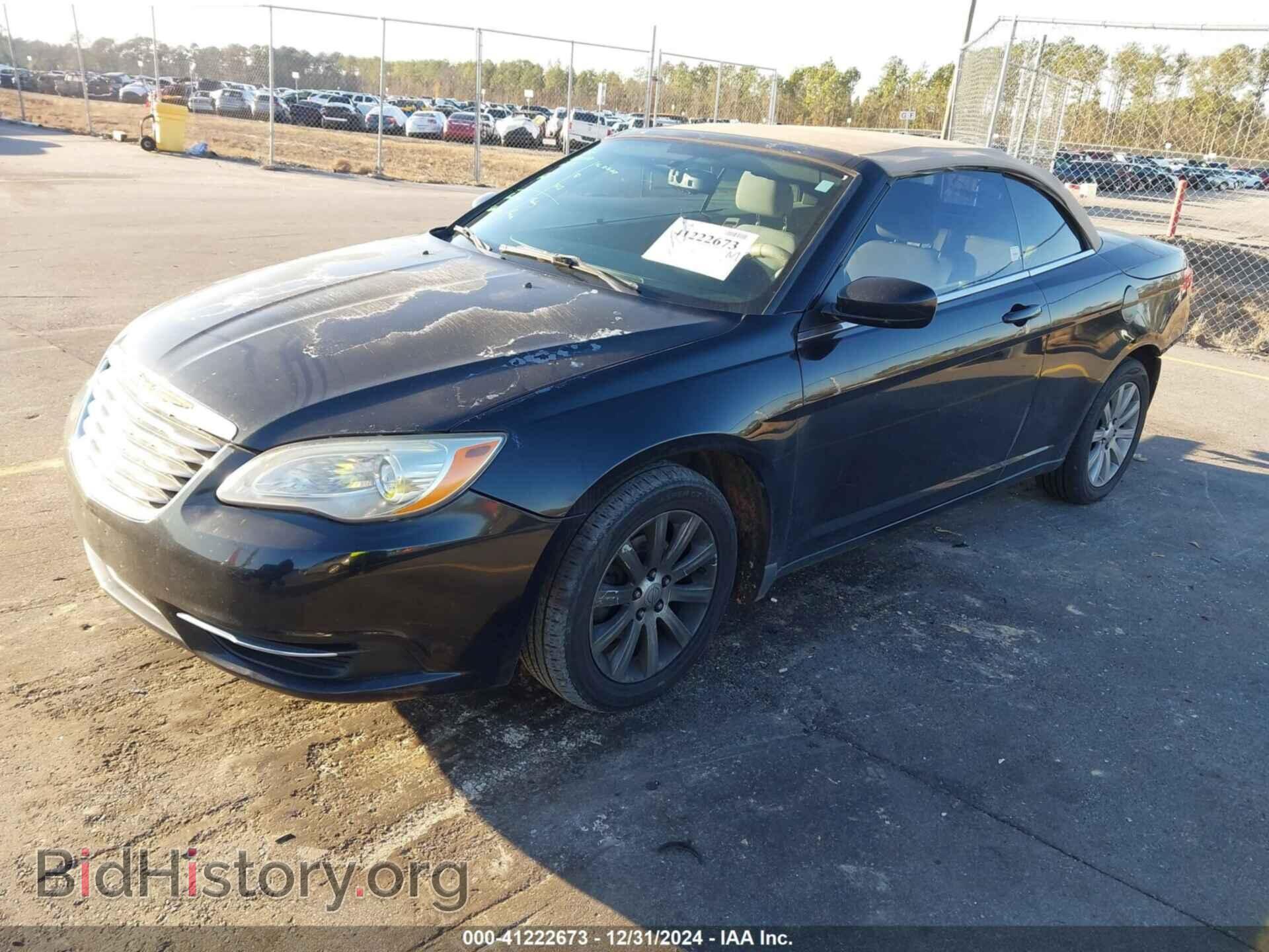 2011 CHRYSLER 200 - VIN: 1C3BC2EB4BN543321 - Photo 2