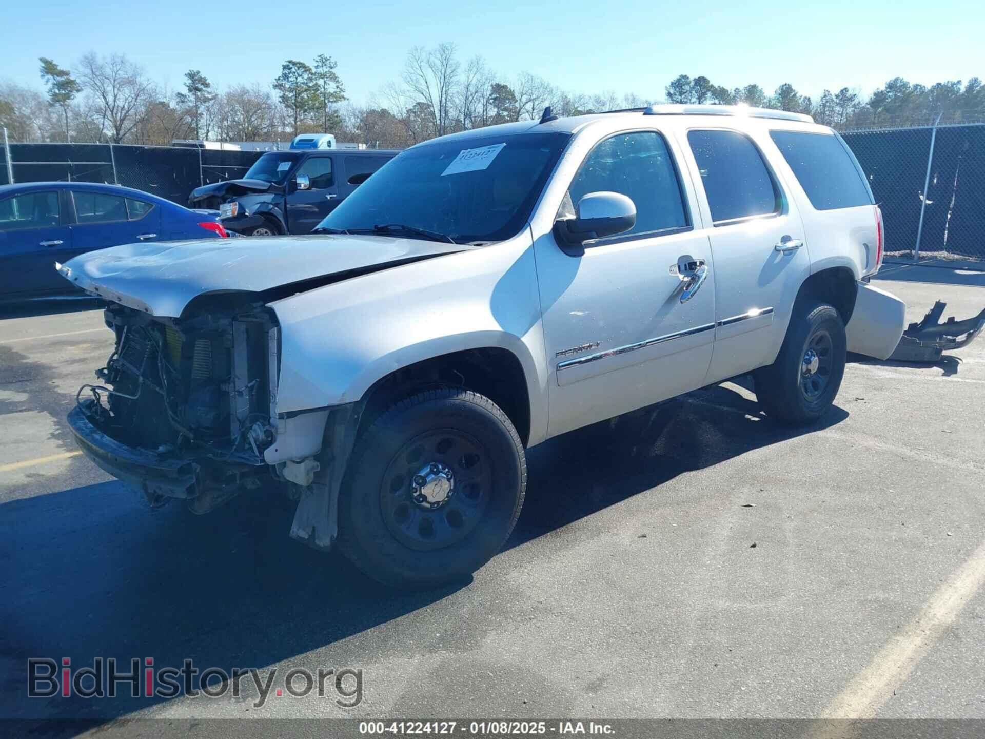 2011 GMC YUKON - VIN: 1GKS2EEF8BR346281 - Фото 2