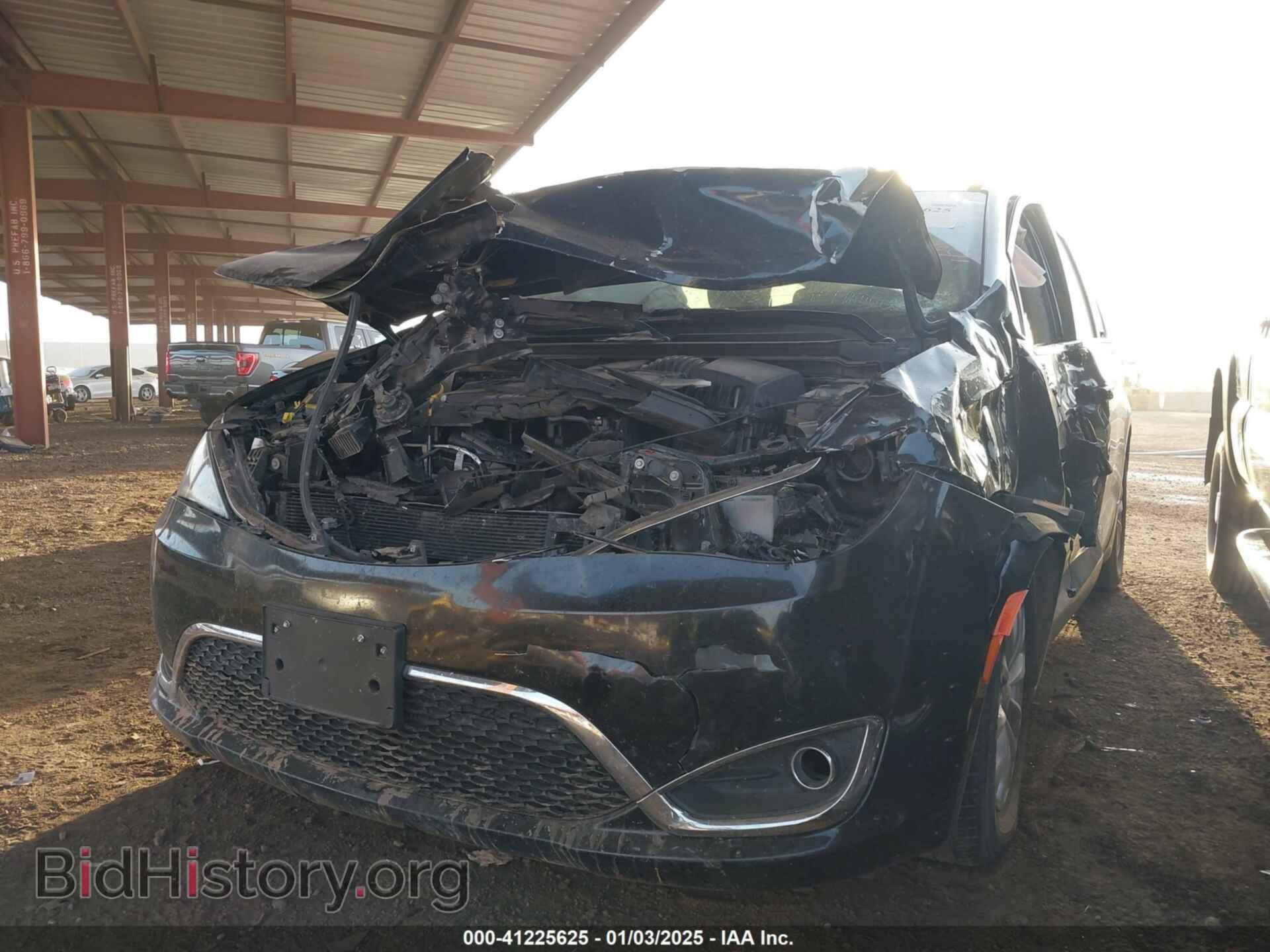 2018 CHRYSLER PACIFICA - VIN: 2C4RC1FG2JR106997 - Фото 6