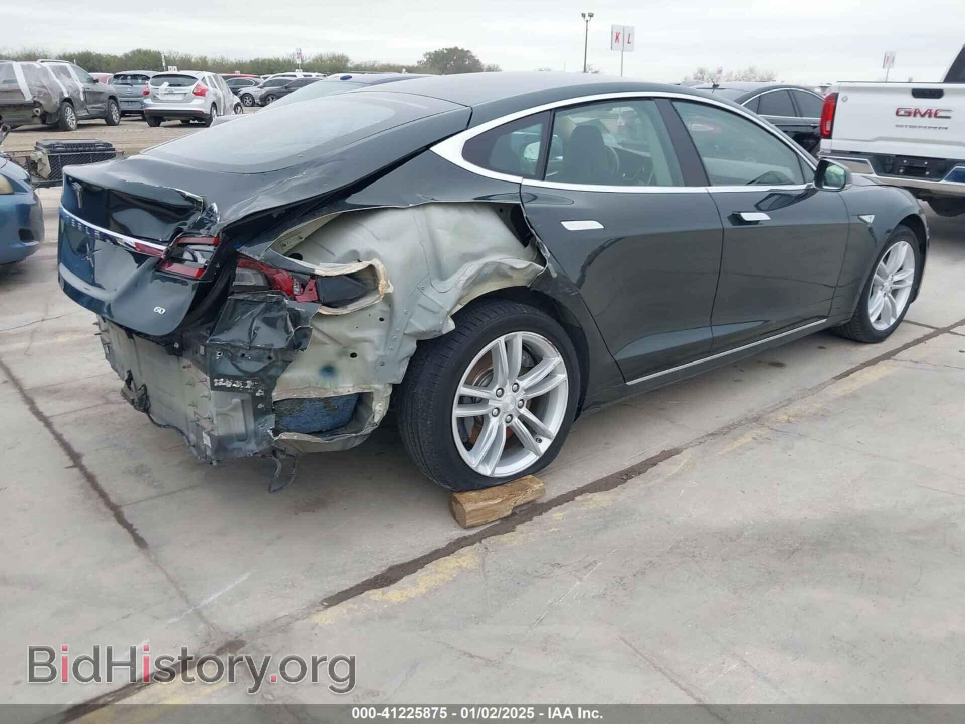2014 TESLA MODEL S - VIN: 5YJSA1S1XEFP53304 - Photo 4