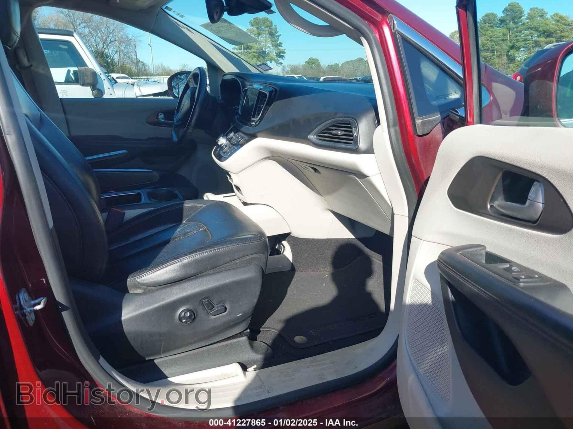 2017 CHRYSLER PACIFICA - VIN: 2C4RC1EG6HR597845 - Фото 5