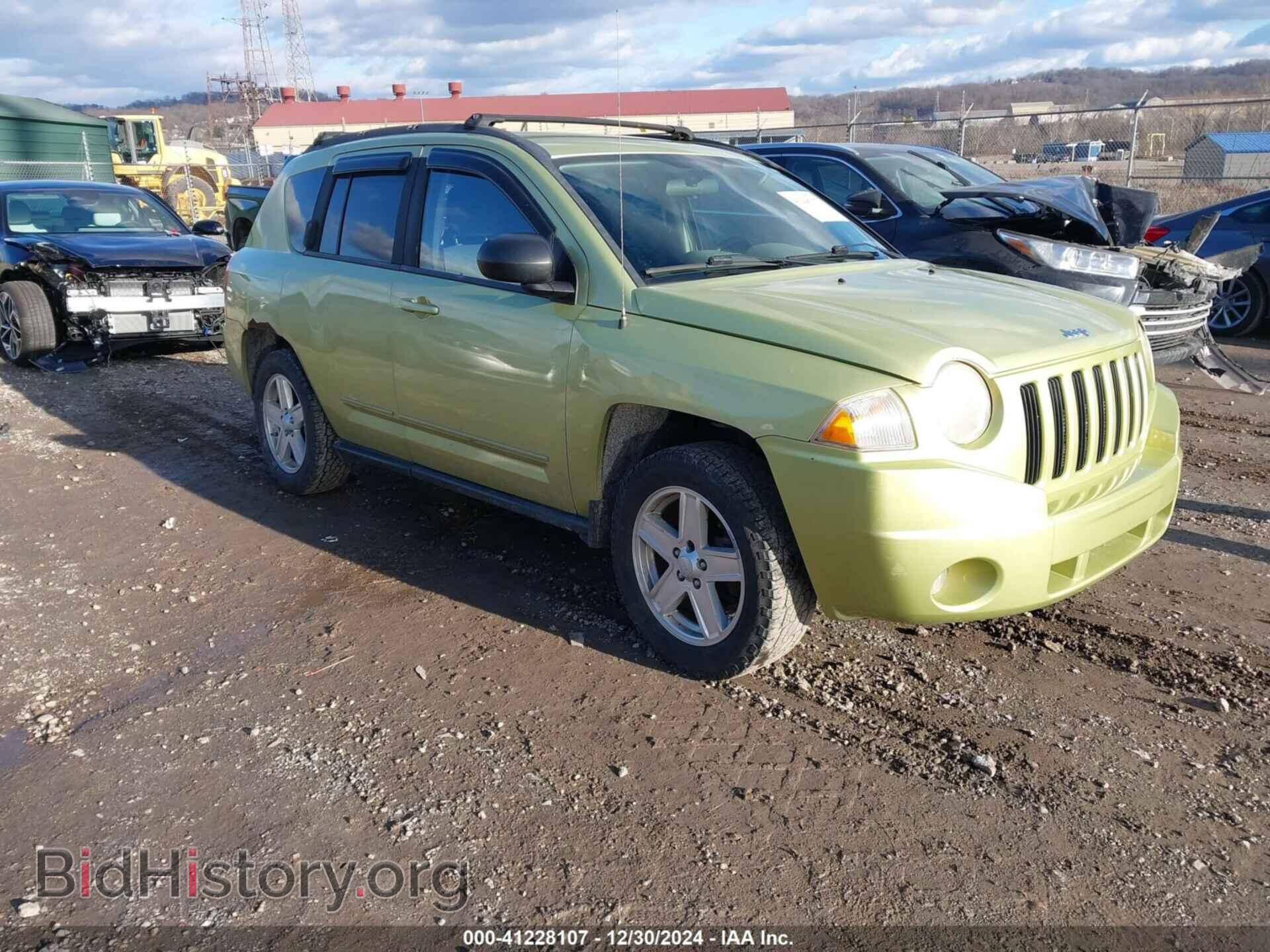 Photo 1J4NF4FB0AD512463 - JEEP COMPASS 2010