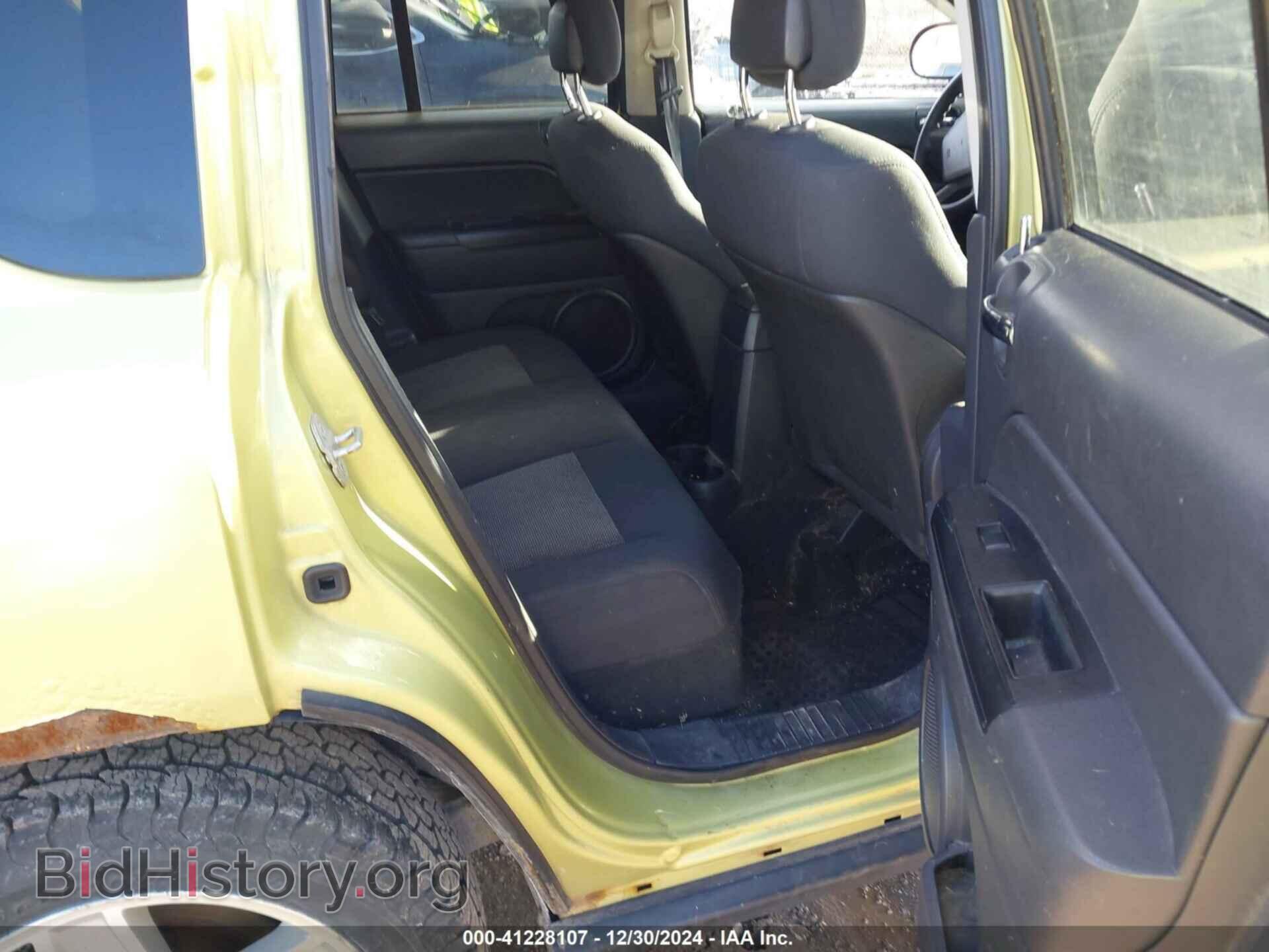 2010 JEEP COMPASS - VIN: 1J4NF4FB0AD512463 - Фото 8