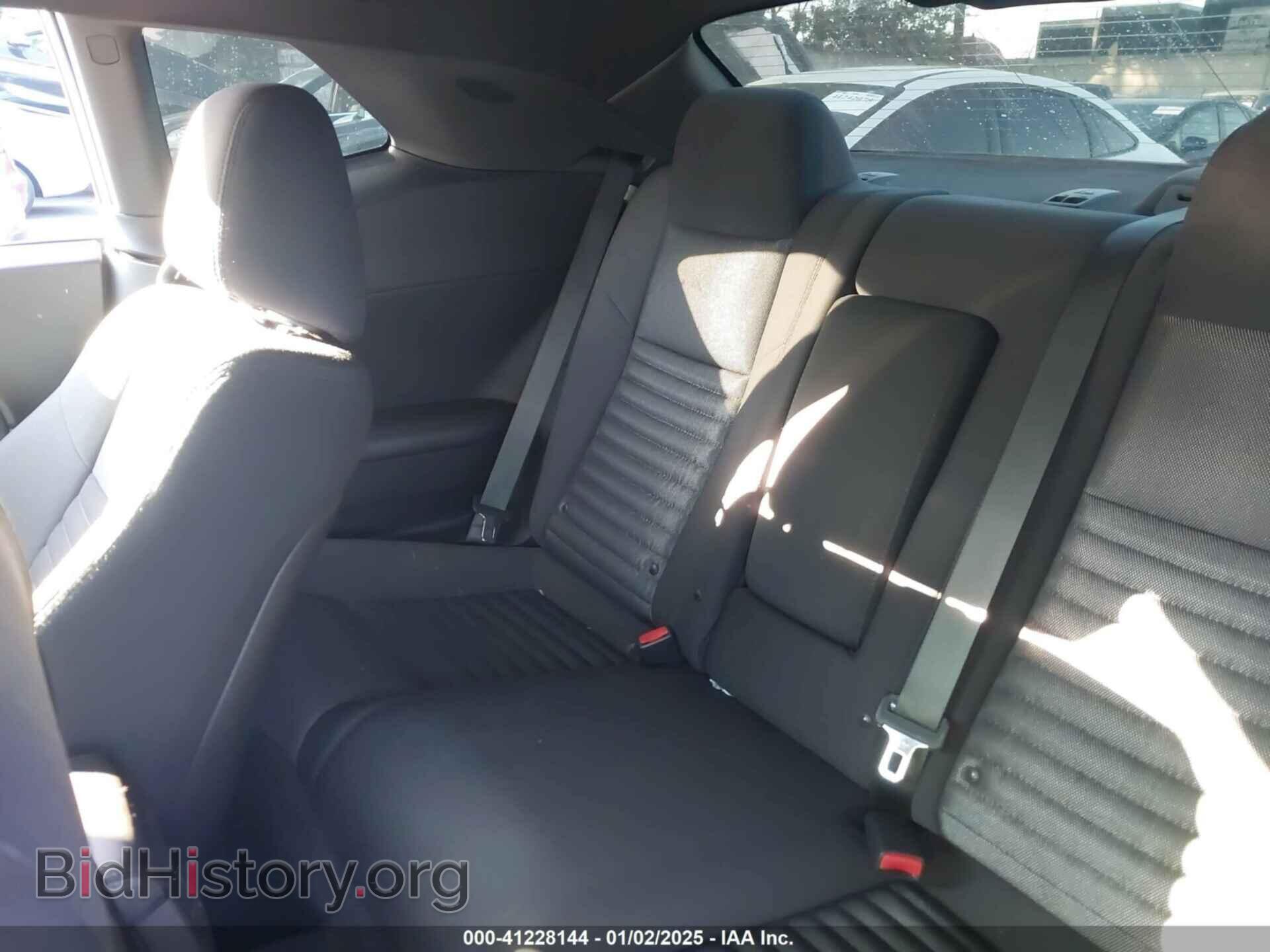 2014 DODGE CHALLENGER - VIN: 2C3CDYAG3EH172493 - Фото 8