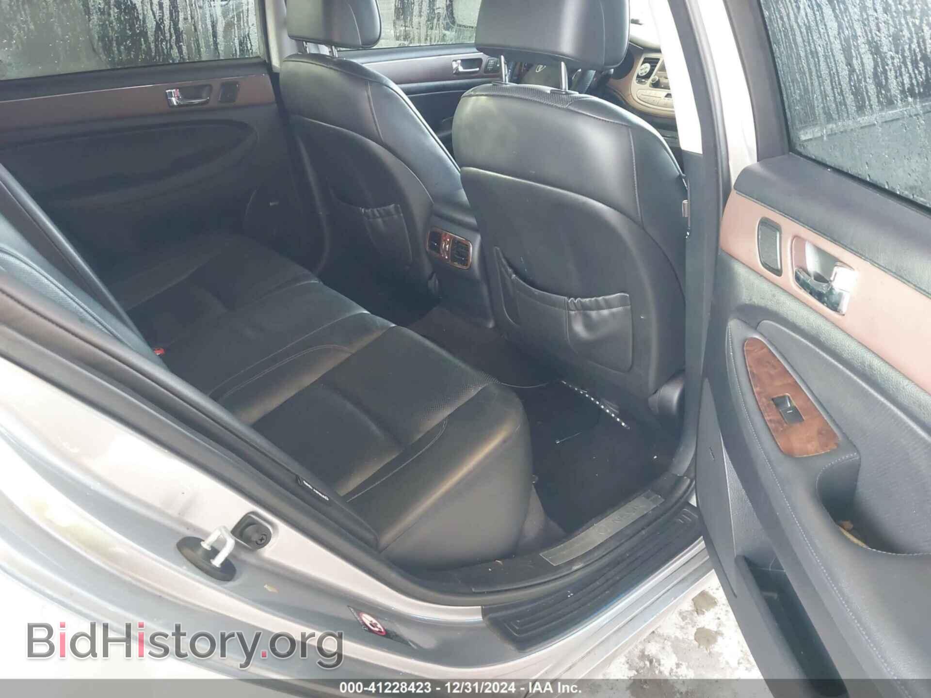 2009 HYUNDAI GENESIS - VIN: KMHGC46E49U022049 - Фото 8