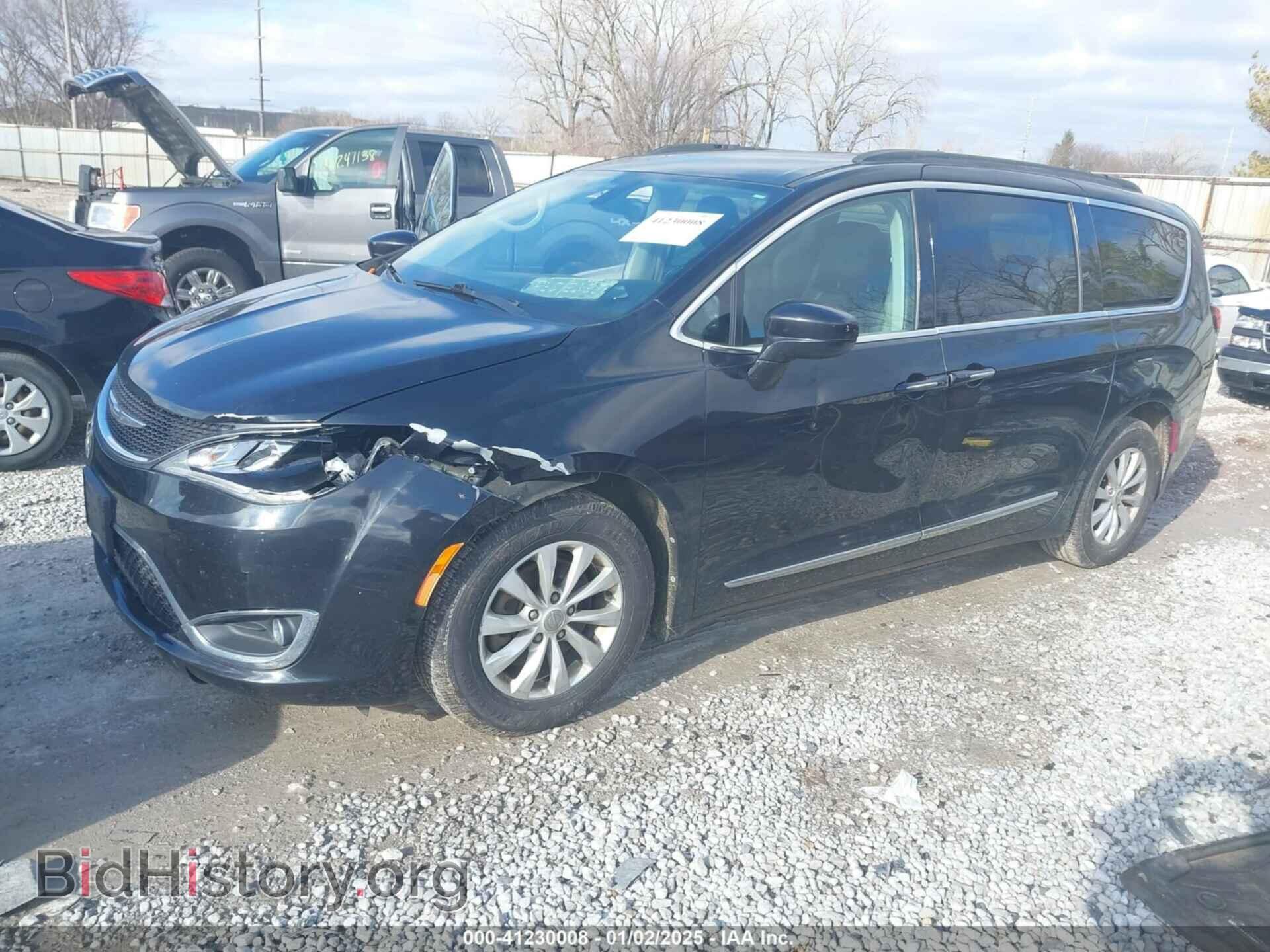 2017 CHRYSLER PACIFICA - VIN: 2C4RC1BG8HR569503 - Фото 2