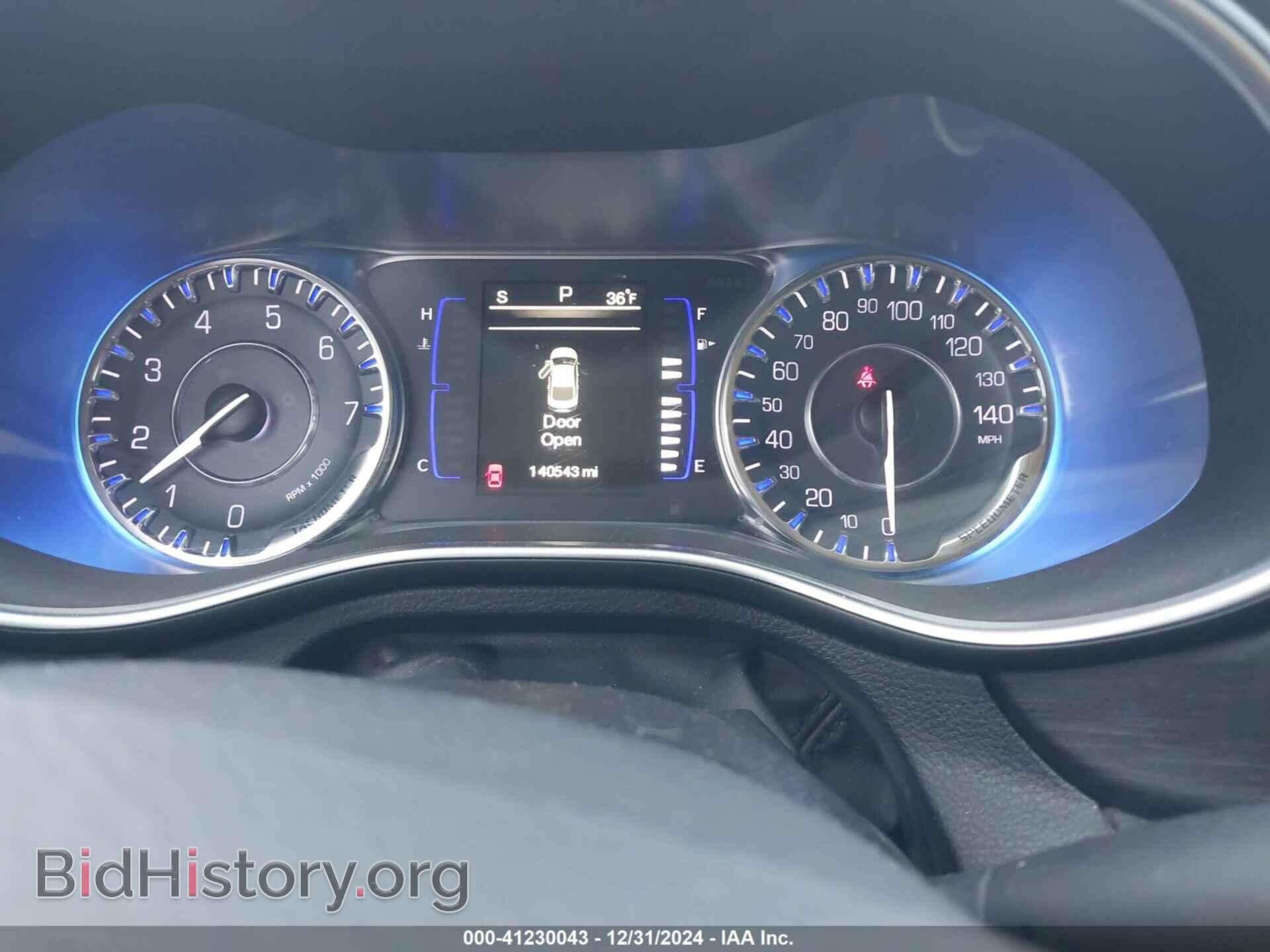 2015 CHRYSLER 200 - VIN: 1C3CCCAB8FN756083 - Фото 7