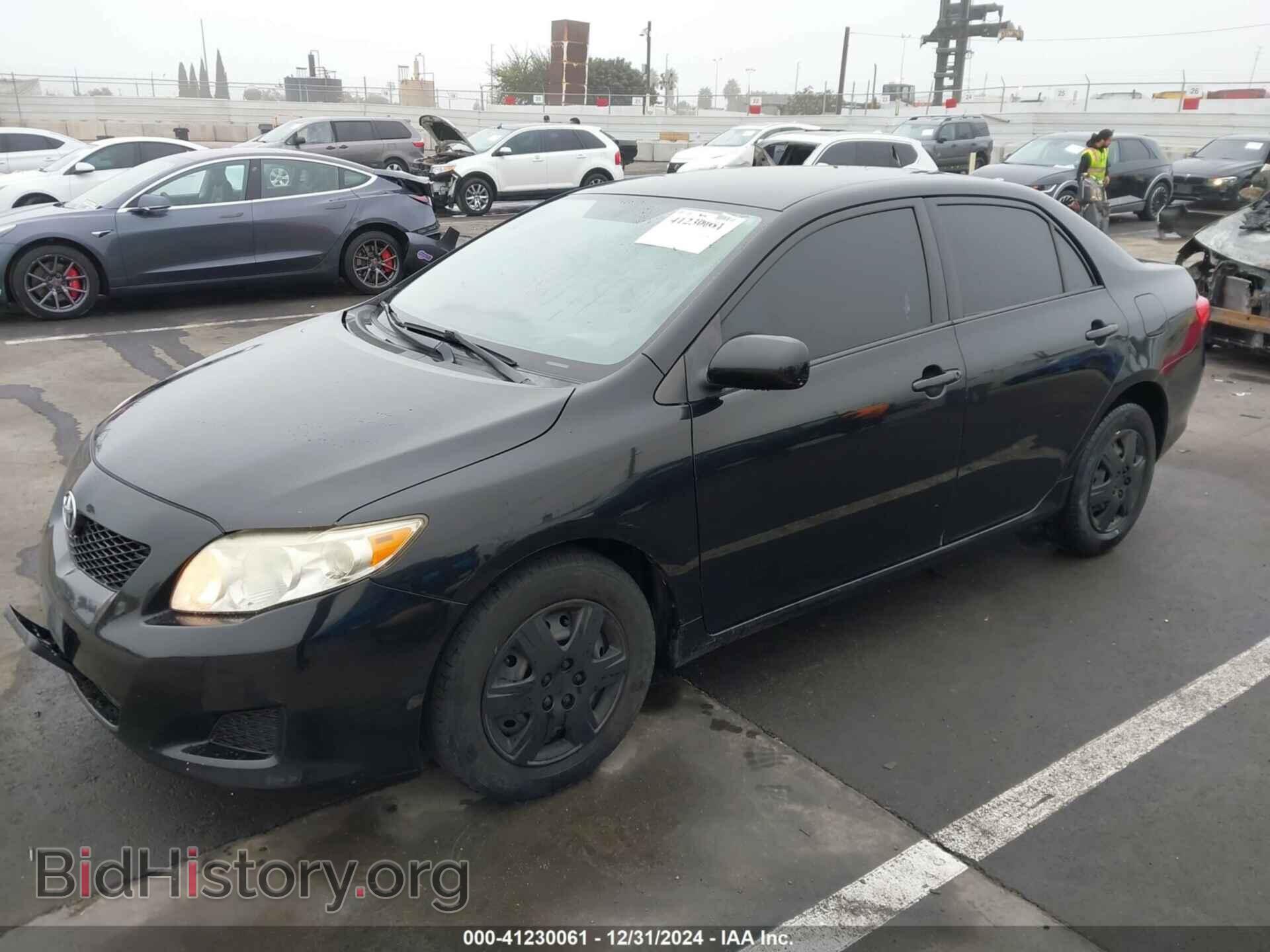 2009 TOYOTA COROLLA - VIN: JTDBL40E999044977 - Фото 2