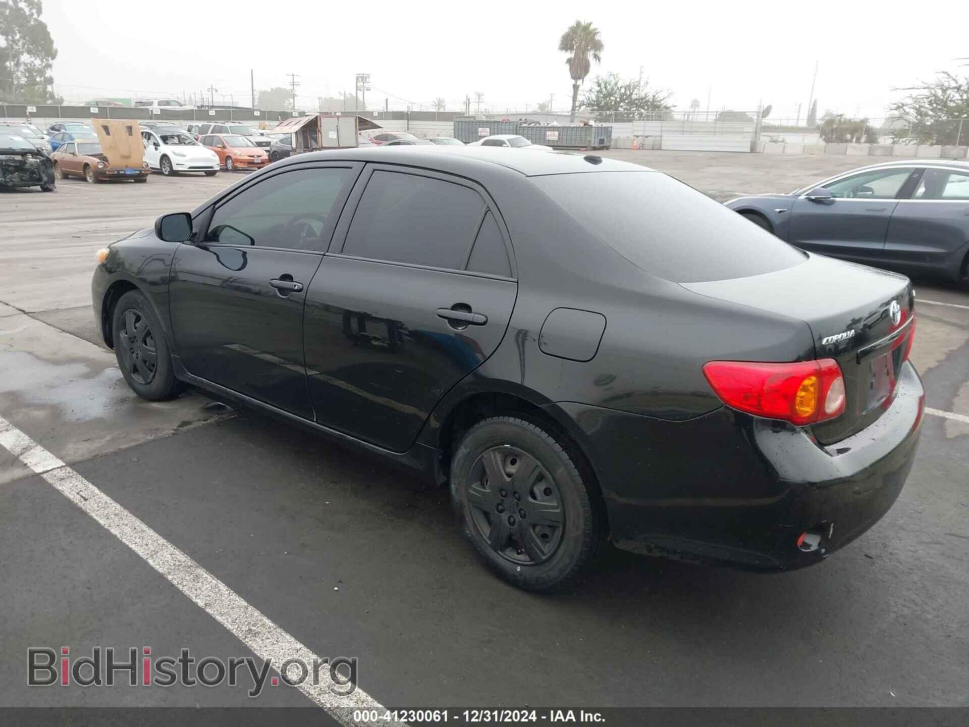 2009 TOYOTA COROLLA - VIN: JTDBL40E999044977 - Фото 3