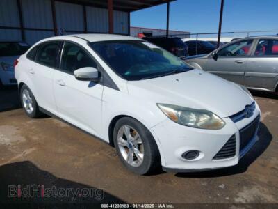 2014 Ford FOCUS SE, white — VIN 1FADP3F22EL117601, IAAI