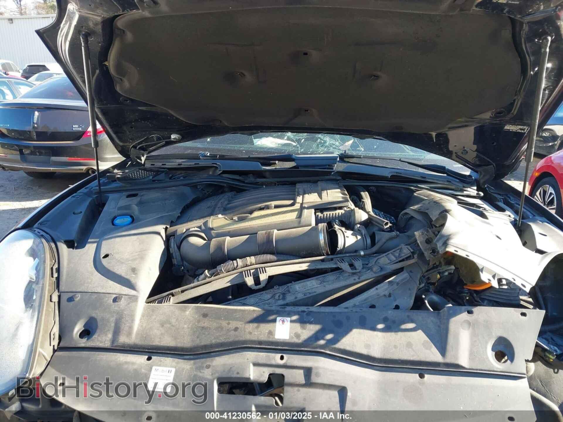2017 PORSCHE CAYENNE - VIN: WP1AA2A27HKA87374 - Фото 10