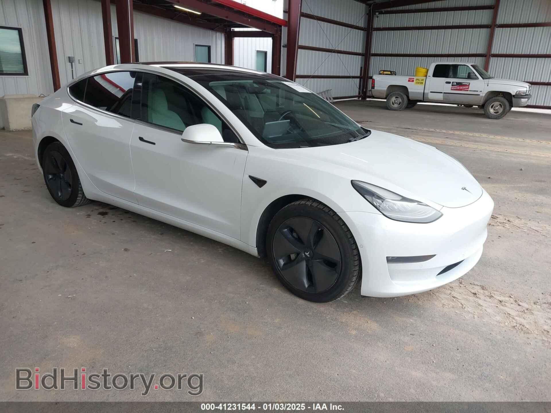 Фотография 5YJ3E1EB4JF096748 - TESLA MODEL 3 2018