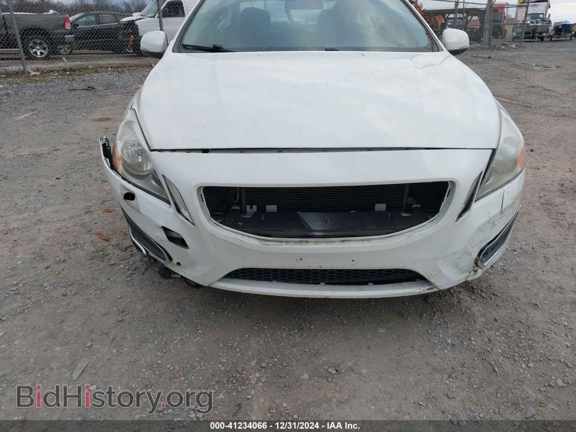 2012 VOLVO S60 - VIN: YV1622FSXC2081309 - Фото 6