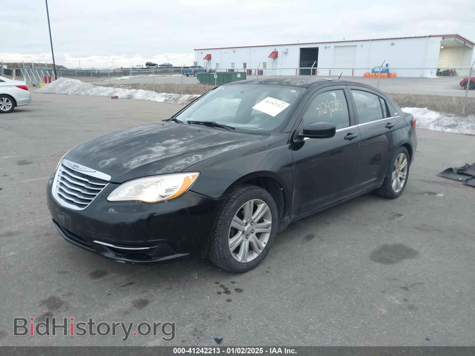 2013 CHRYSLER 200 - VIN: 1C3CCBBB6DN694642 - Фото 2