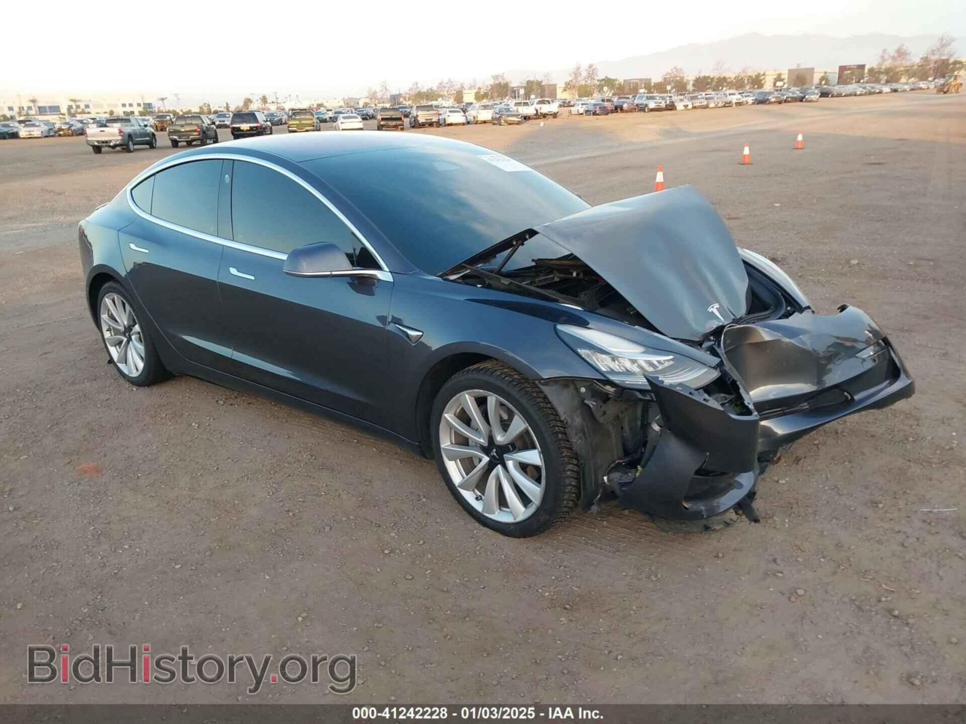 Photo 5YJ3E1EA0JF020130 - TESLA MODEL 3 2018