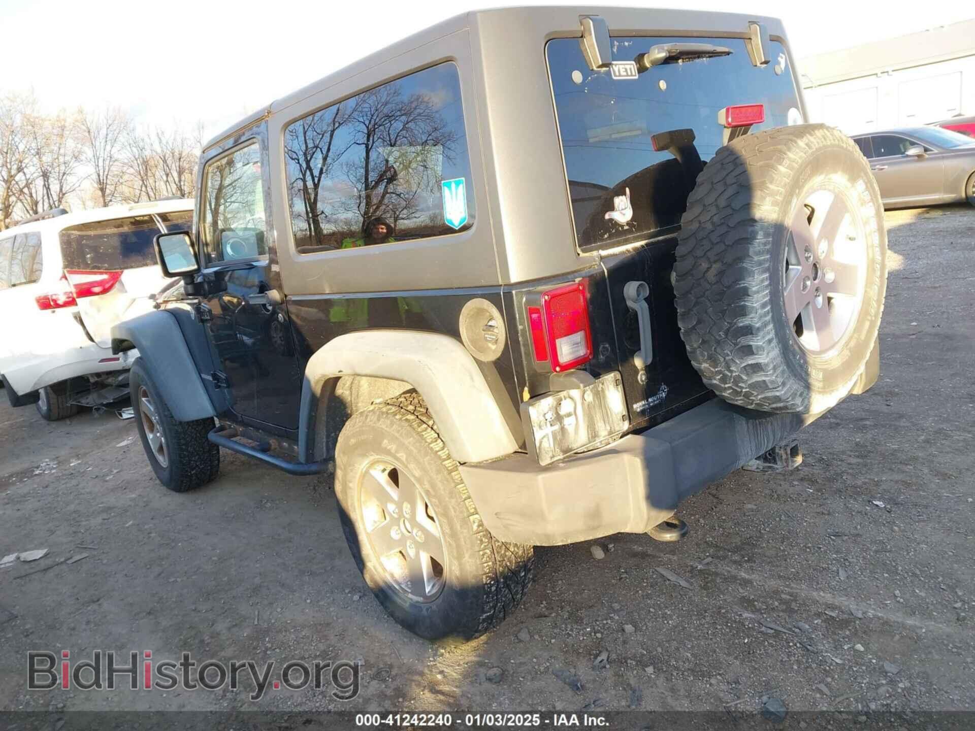 2011 JEEP WRANGLER - VIN: 1J4HA6D11BL564211 - Фото 3