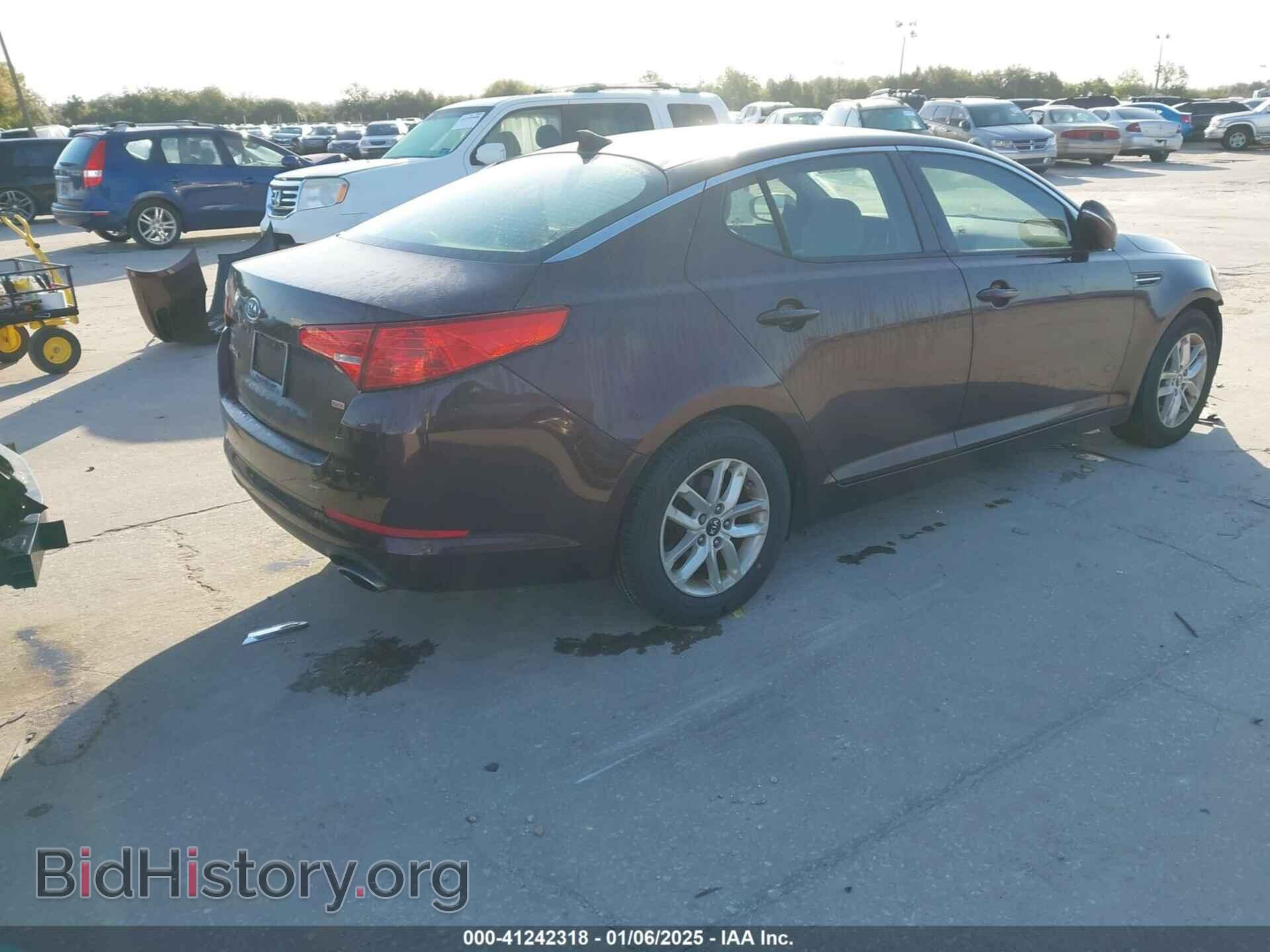 2011 KIA OPTIMA - VIN: KNAGM4A73B5158230 - Фото 4