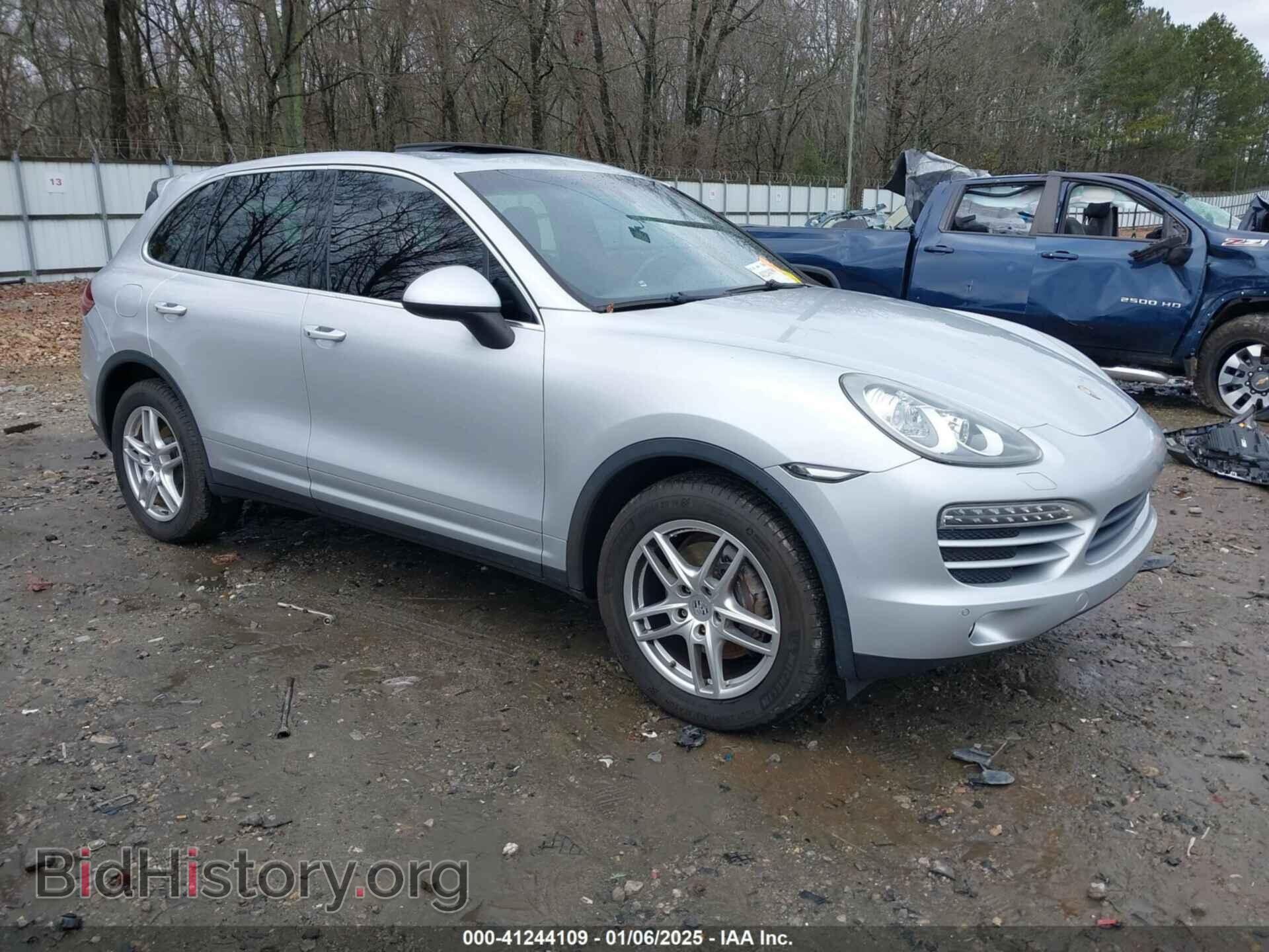 Photo WP1AA2A26CLA02401 - PORSCHE CAYENNE 2012