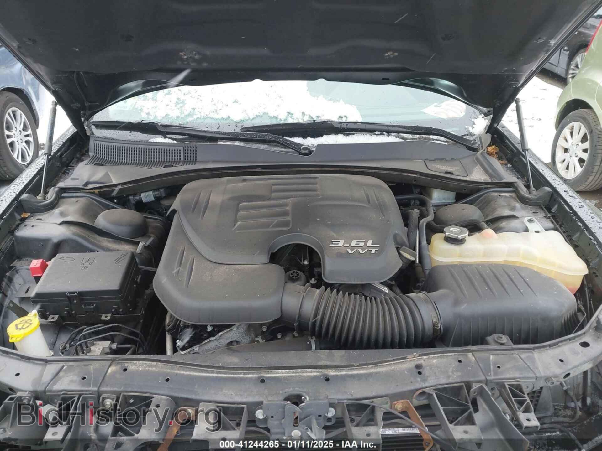 2019 CHRYSLER 300 - VIN: 2C3CCARG9KH760974 - Фото 10